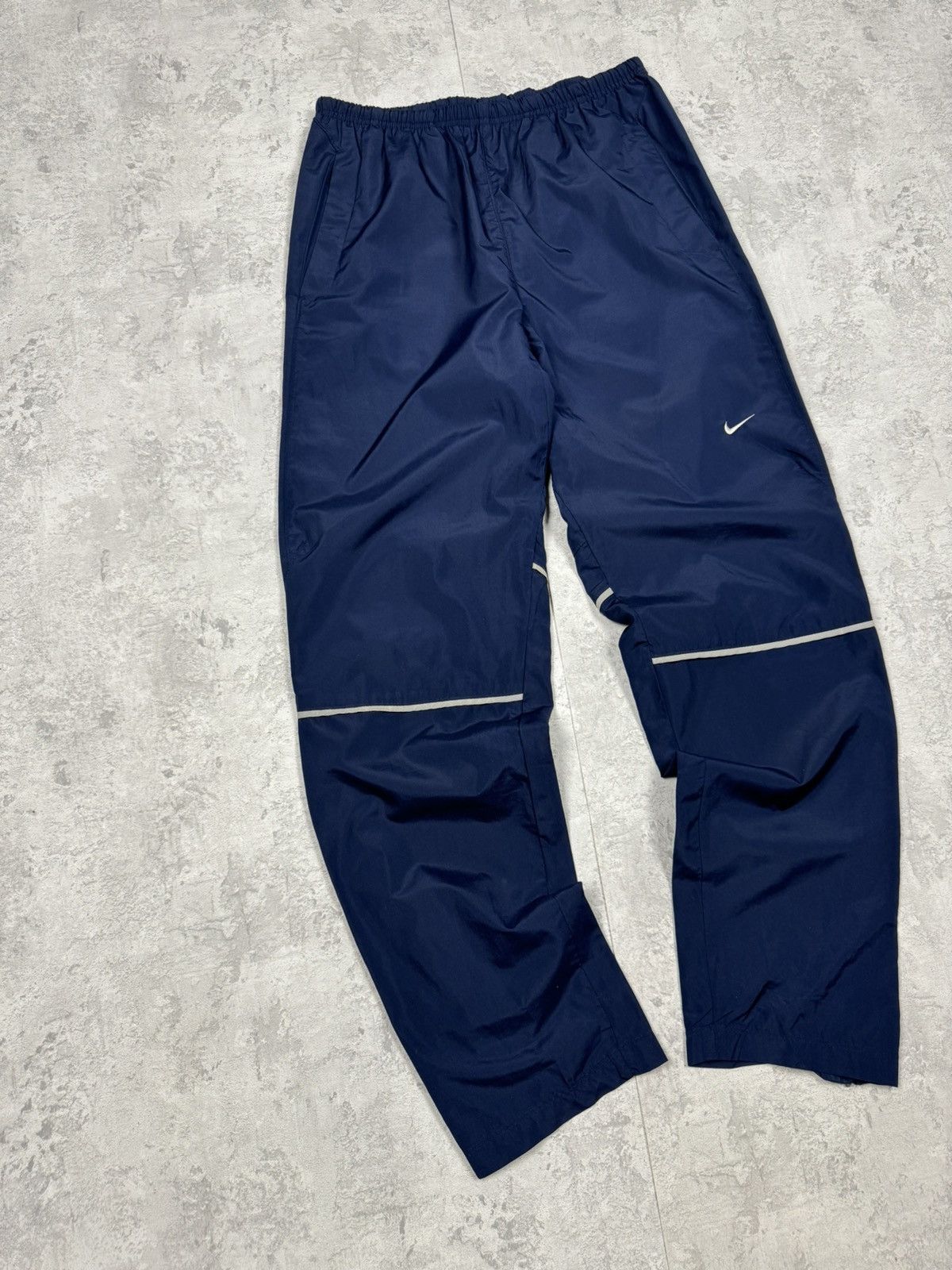 Nike Vintage Nike Y2K Sweatpants Track Pants Size S Size US 30 / EU 46 - 2 Thumbnail