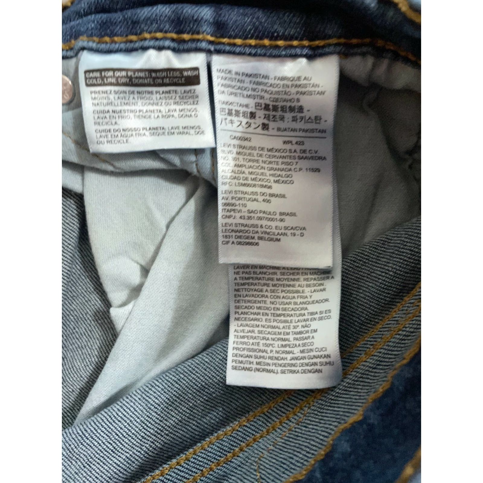 Levi's Levi's 505 Jeans Regular Fit 36x30 Denim Straight Leg Mid Rise Men Classic Blue Button Pockets Size US 36 / EU 52 - 4 Thumbnail