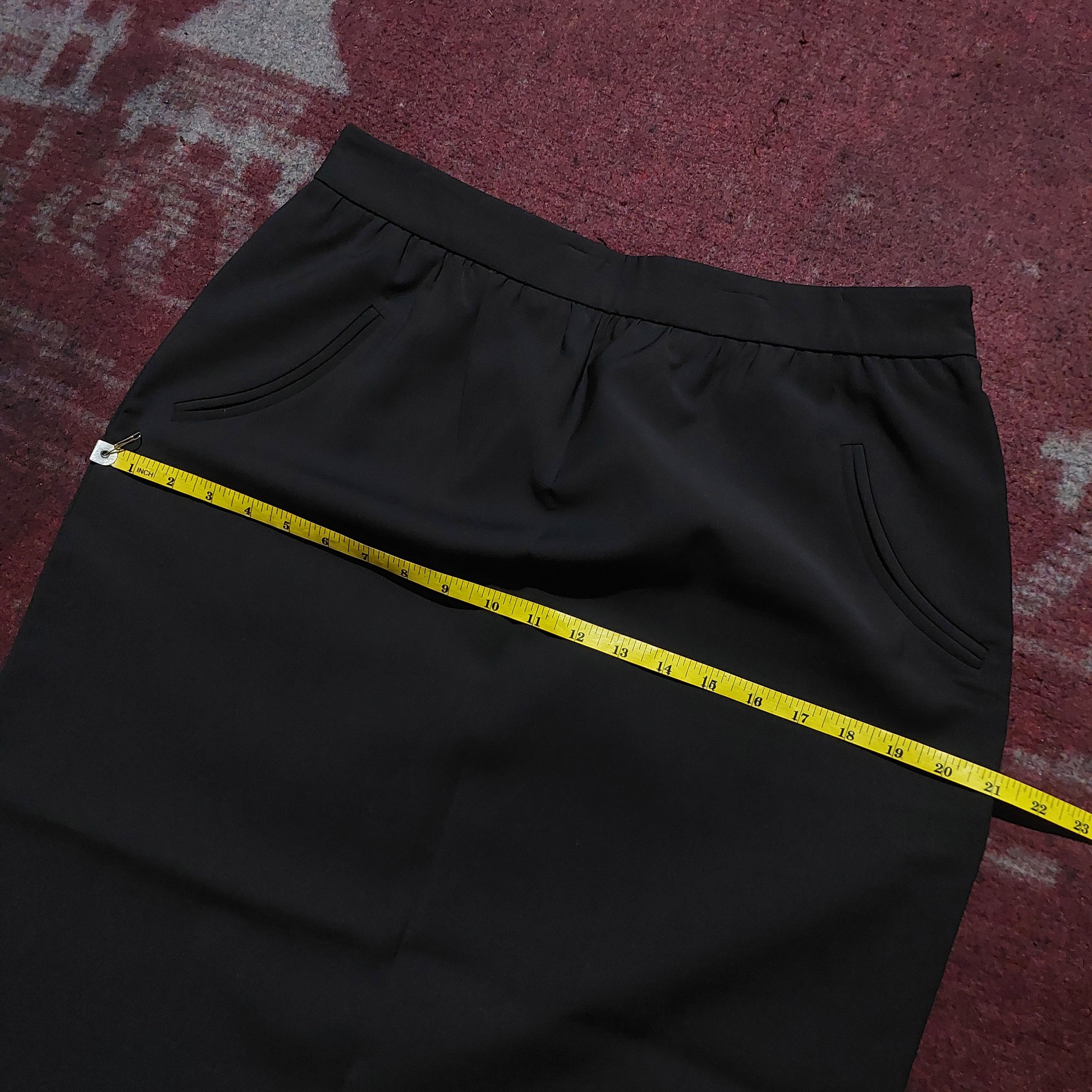 Jil Sander Jil sander nylon black midi skirt Size 30" / US 8 / IT 44 - 14 Thumbnail