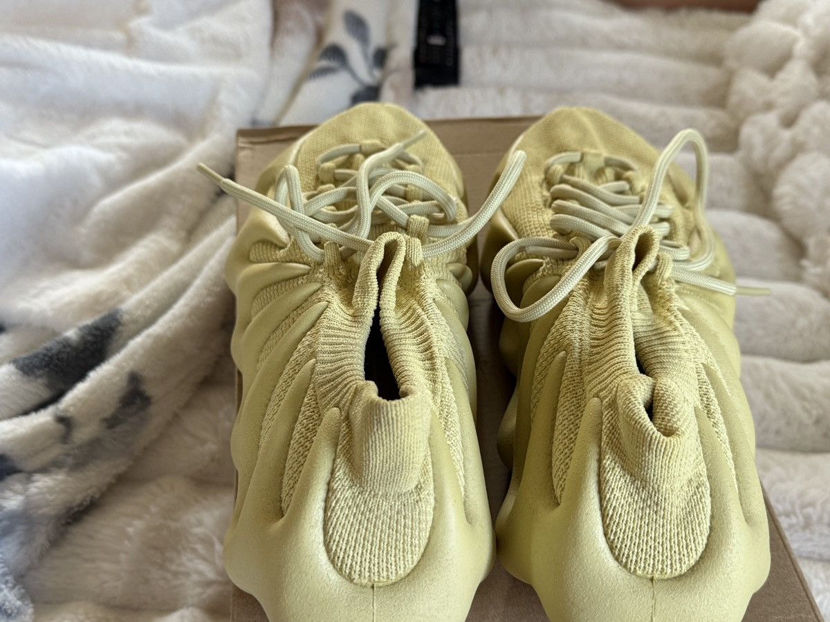 Yeezy Yeezy 450(M)9.5 Size US L / EU 52-54 / 3 - 4 Thumbnail