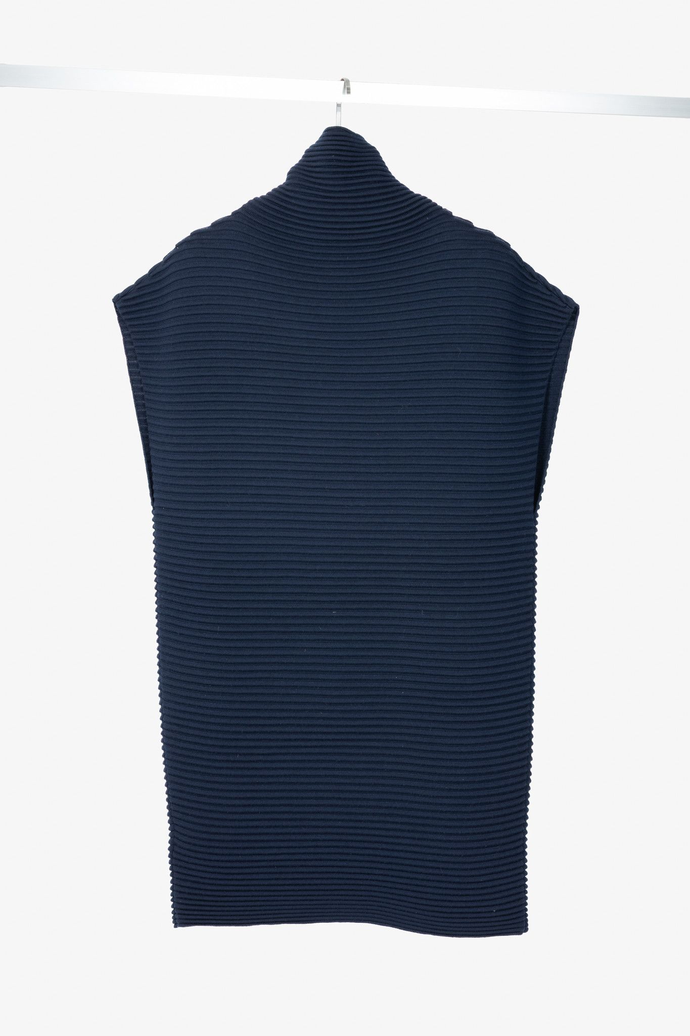 Victoria Beckham Victoria Victoria Beckham Navy Funnel Neck Ottoman Sweater Size S / US 4 / IT 40 - 2 Thumbnail