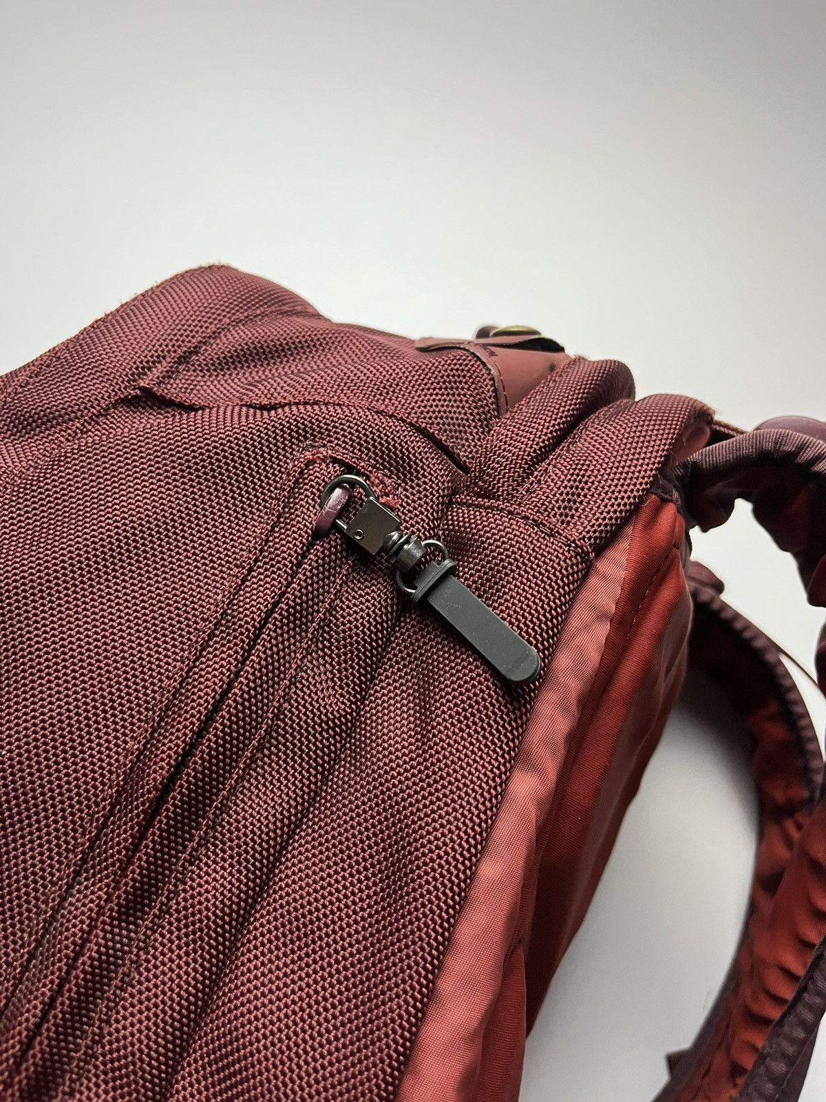 Visvim Visvim SS15 Ballistic Cordura 20L Backpack Burgundy w/ Suede Size ONE SIZE - 13 Thumbnail