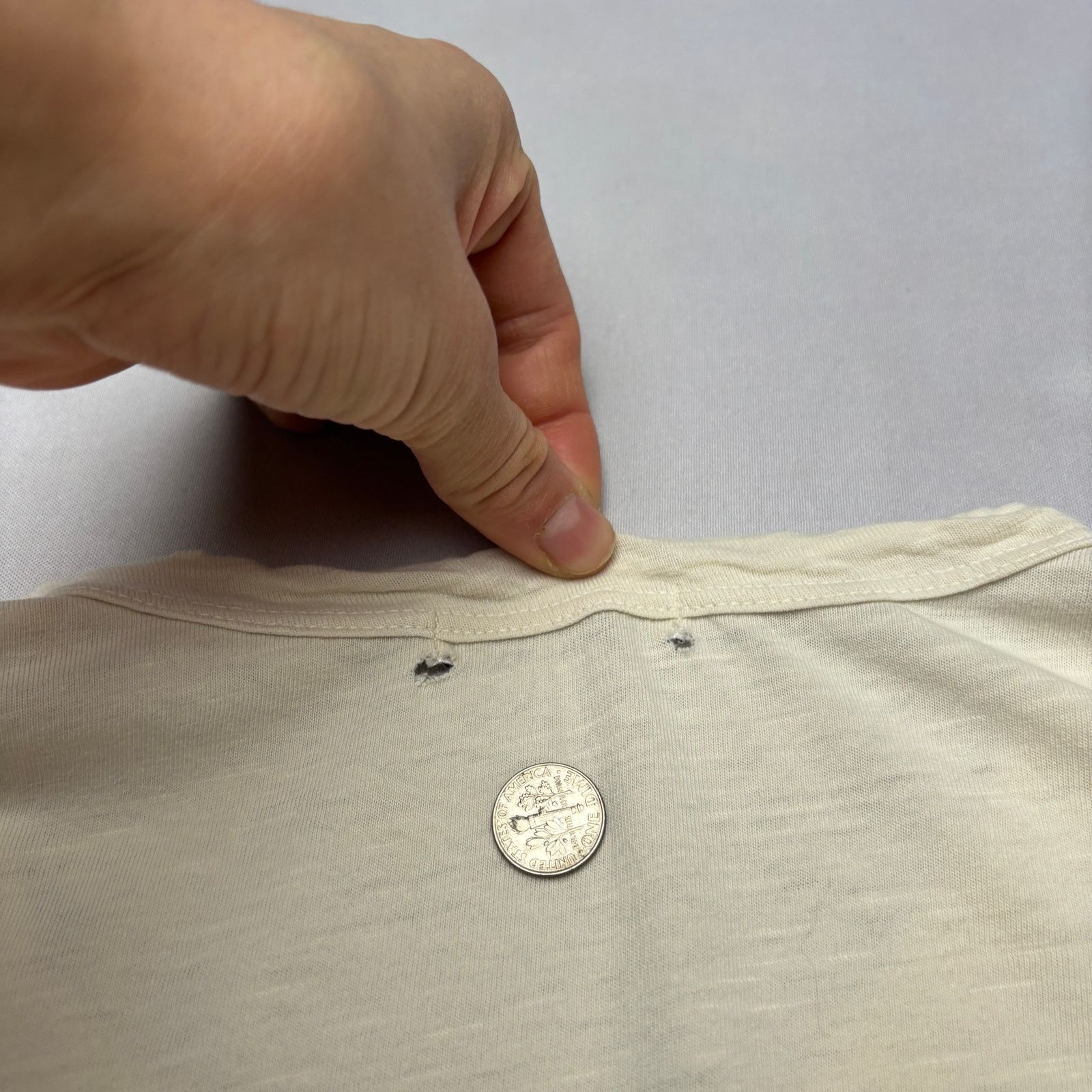 Buck Mason Buck Mason Slub Curved Hem T Shirt Men's M Quiet Luxury Size US M / EU 48-50 / 2 - 9 Thumbnail