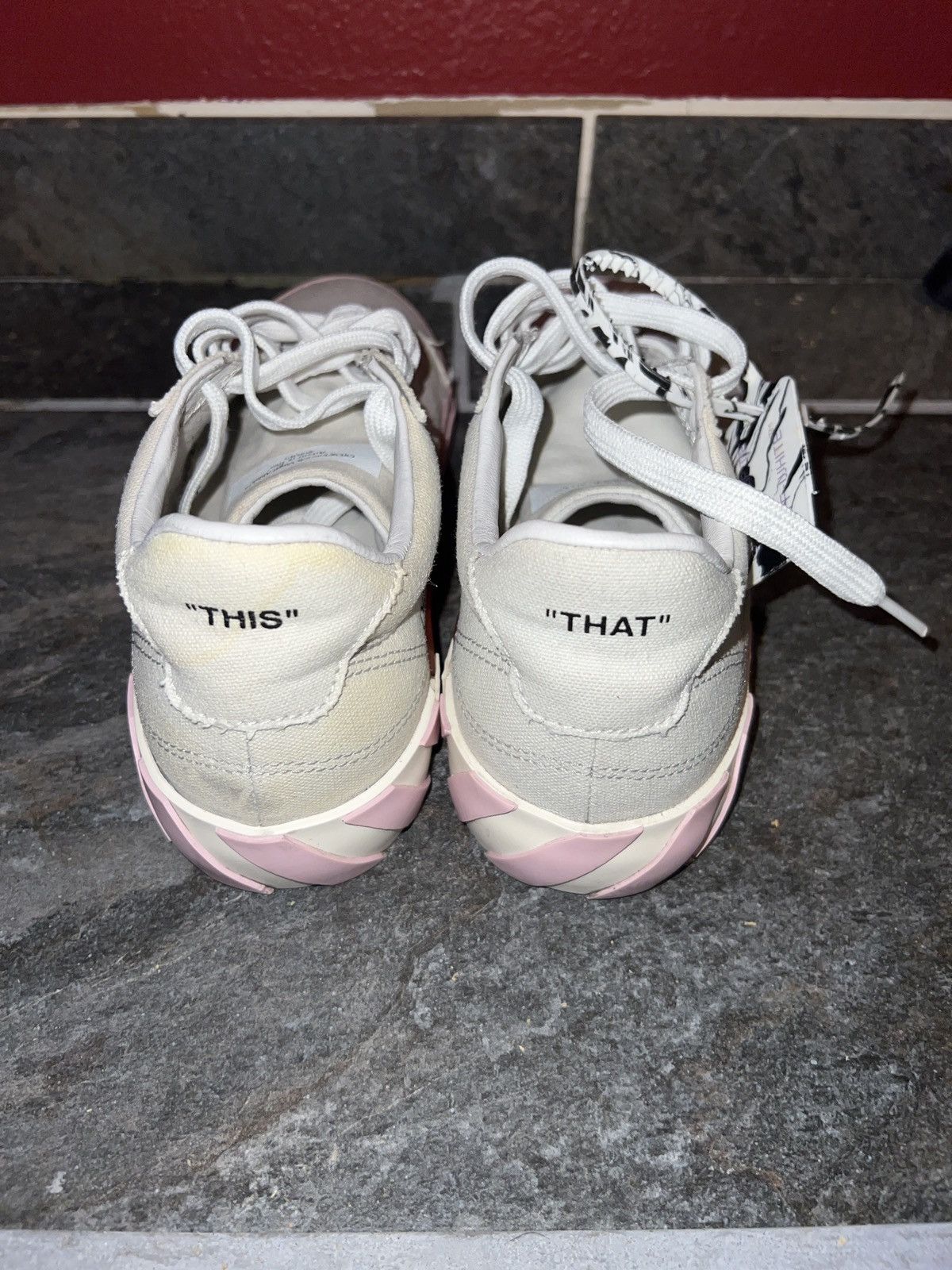 Off-White Low Vulcanized Canvas White - Pink SZ:40 Size US 8.5 / IT 38.5 - 4 Thumbnail