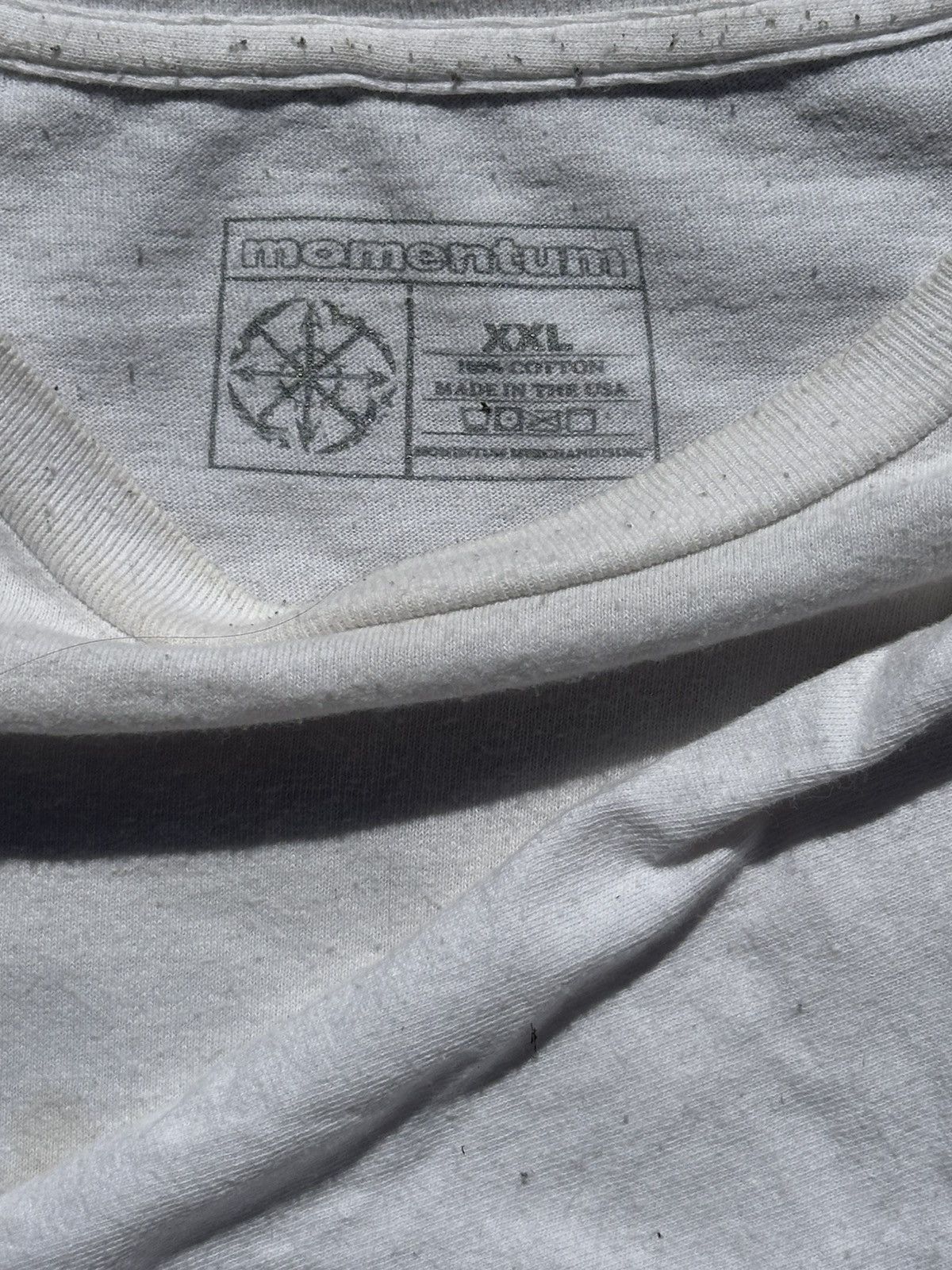 Other Momentum logo tee. Los Angeles hardcore Size US XXL / EU 58 / 5 - 3 Thumbnail