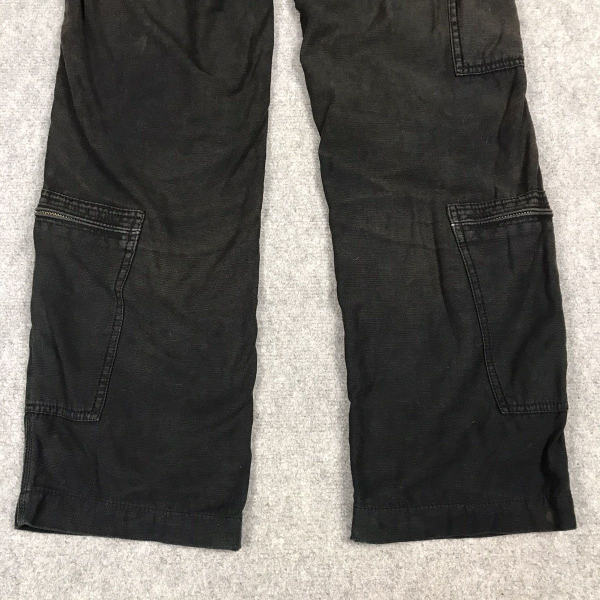 Alpha Industries × Japanese Brand Alpha Industries Sun Faded black Rusty cargo pants Size US 29 - 9 Thumbnail