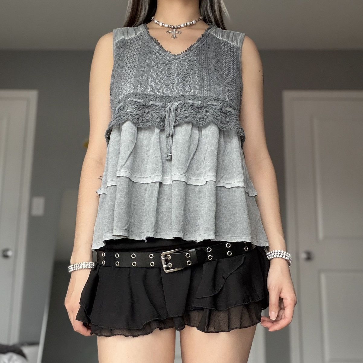 Style & Co Style & Co. Gray Layered Crochet Trim Tank Top Size M / US 6-8 / IT 42-44 - 4 Thumbnail