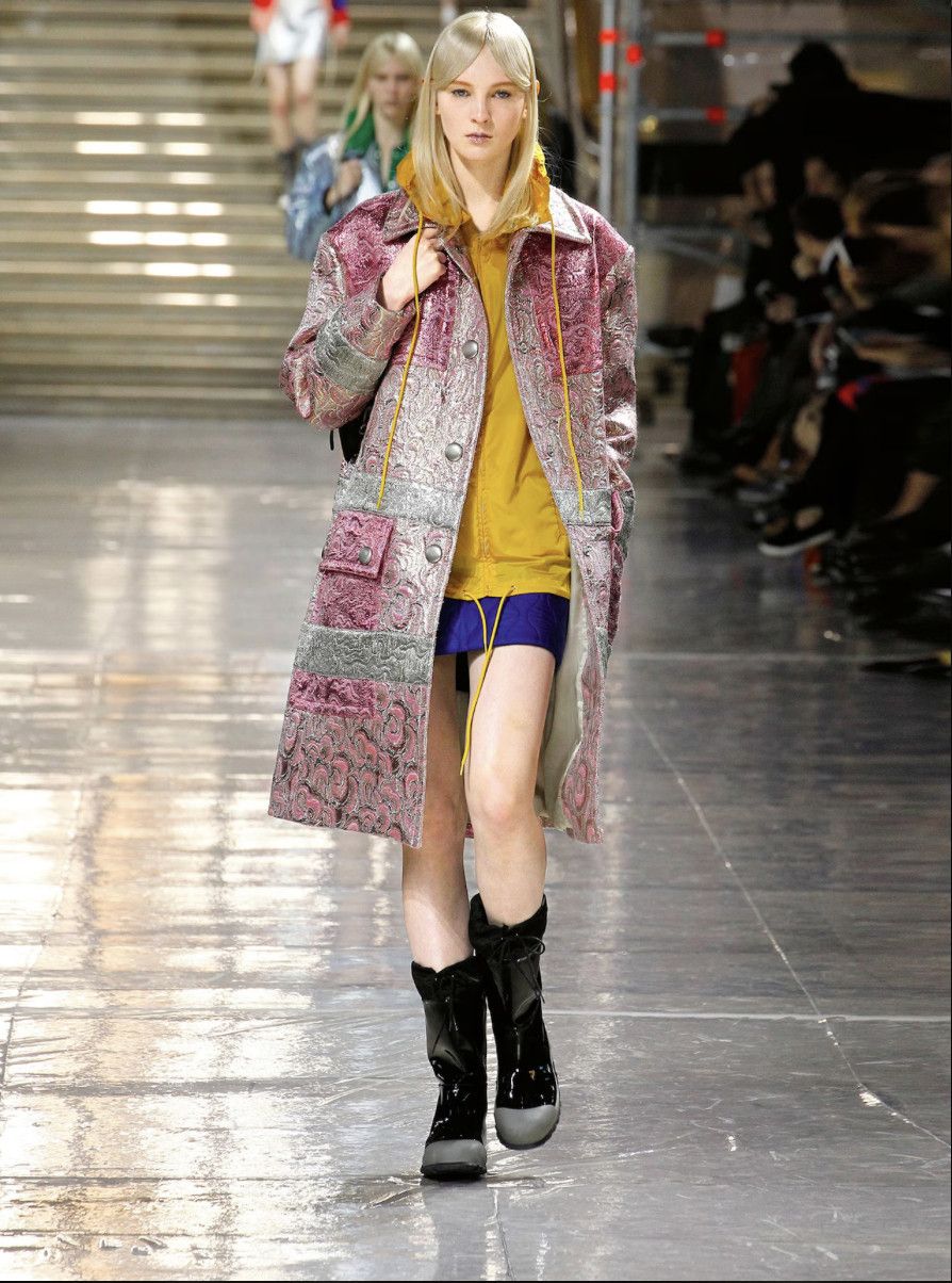 Miu Miu ⚡️QUICK SALE⚡️2014 Miu Miu Zip Up Windbreaker Jacket Size M / US 6-8 / IT 42-44 - 4 Thumbnail