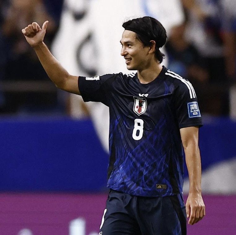 Adidas Japan Adidas Y-3 2024 Football Home Jersey #8 Minamino Size US XXL / EU 58 / 5 - 6 Thumbnail