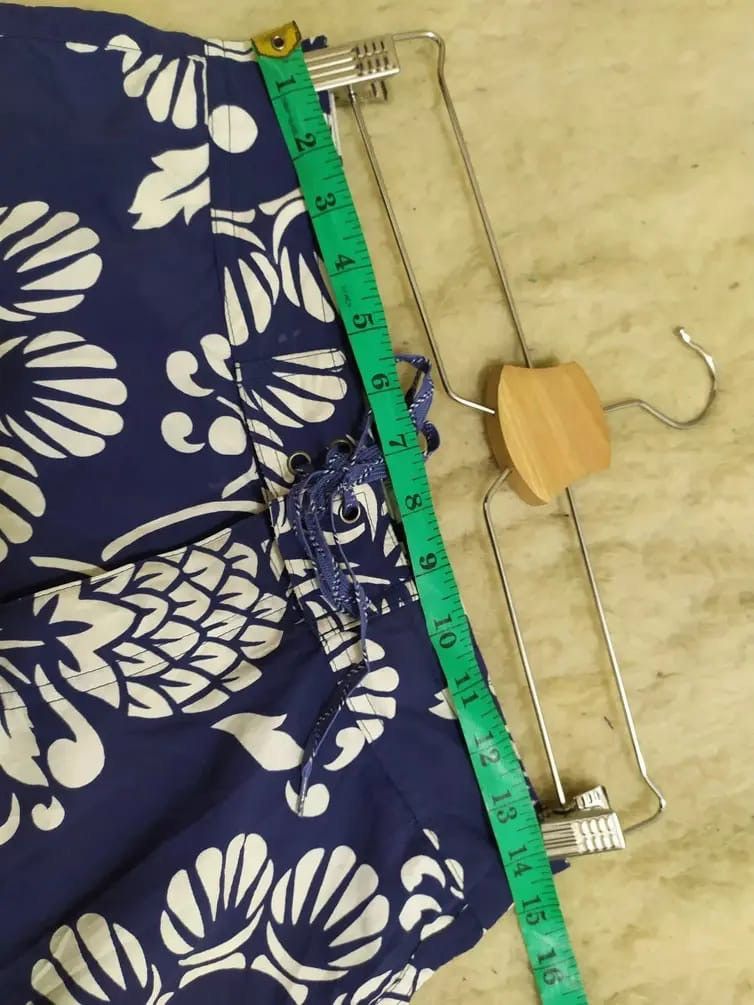 Patagonia Patagonia Fullprint Floral short pants Packable embroidery Size US 28 / EU 44 - 9 Thumbnail