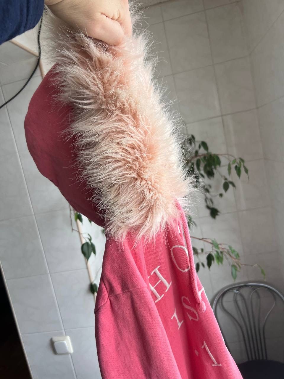 Hollister Y2K Hollister 2000s Full Faux Fuzzy Fur Hoodie Lgb Style VTG Size M / US 6-8 / IT 42-44 - 11 Thumbnail