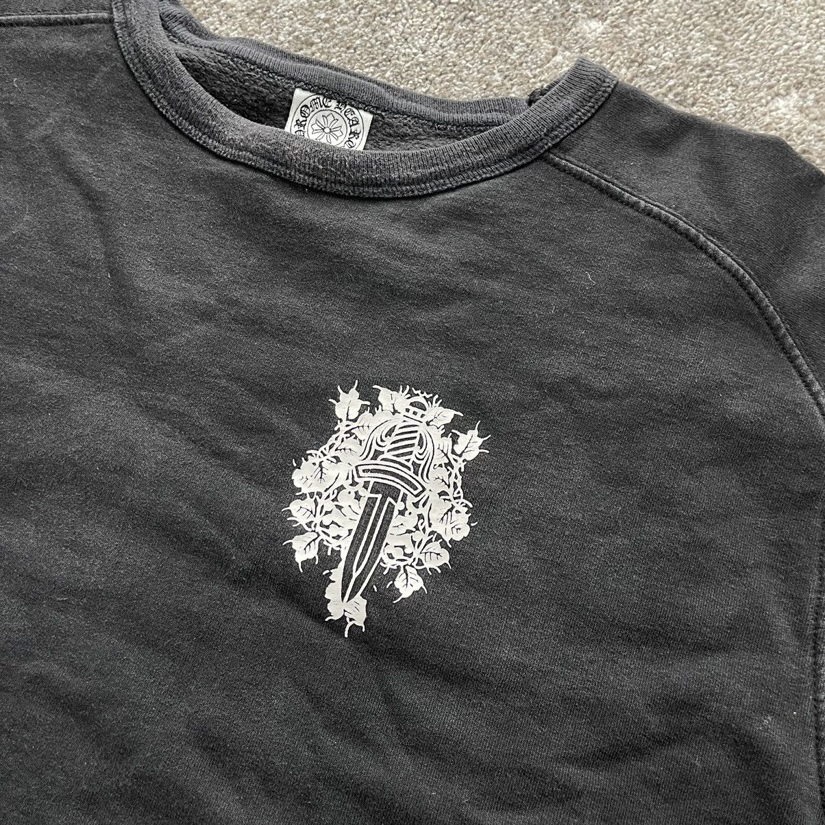 Chrome Hearts Vintage Floral Sleeve Dagger Crewneck Size US S / EU 44-46 / 1 - 4 Thumbnail