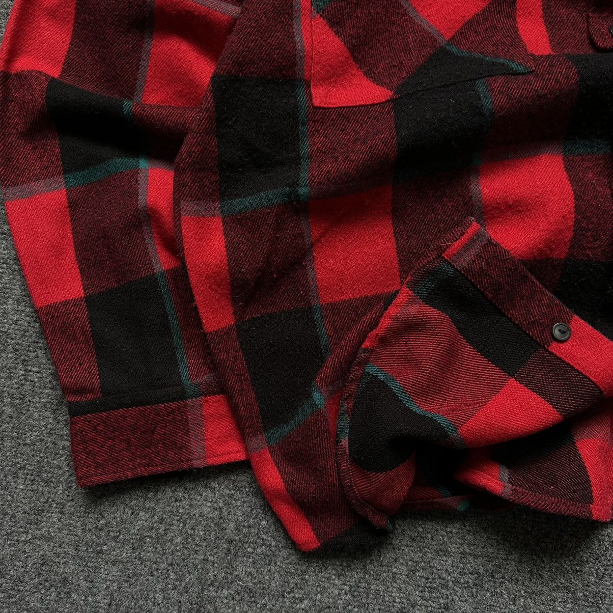 Grailed VTG Flannel Plaid Shirt Button Up Fashion Report Size L Y2K Size US L / EU 52-54 / 3 - 8 Thumbnail