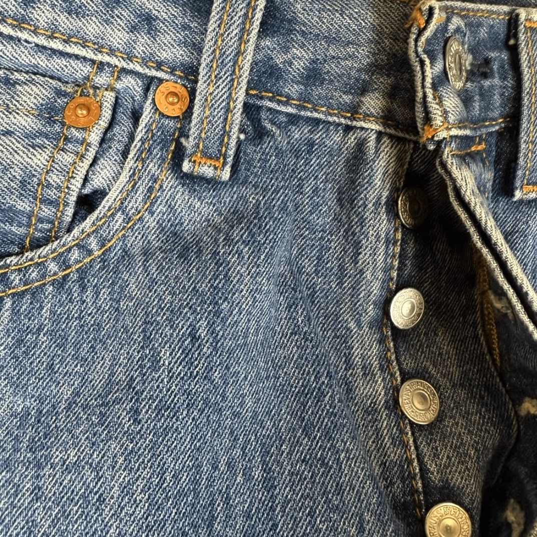 CO VINTAGE Levi Strauss & Co 501 Jeans Blue Straight Mens 32x30 Denim NWT Size US 32 / EU 48 - 4 Thumbnail