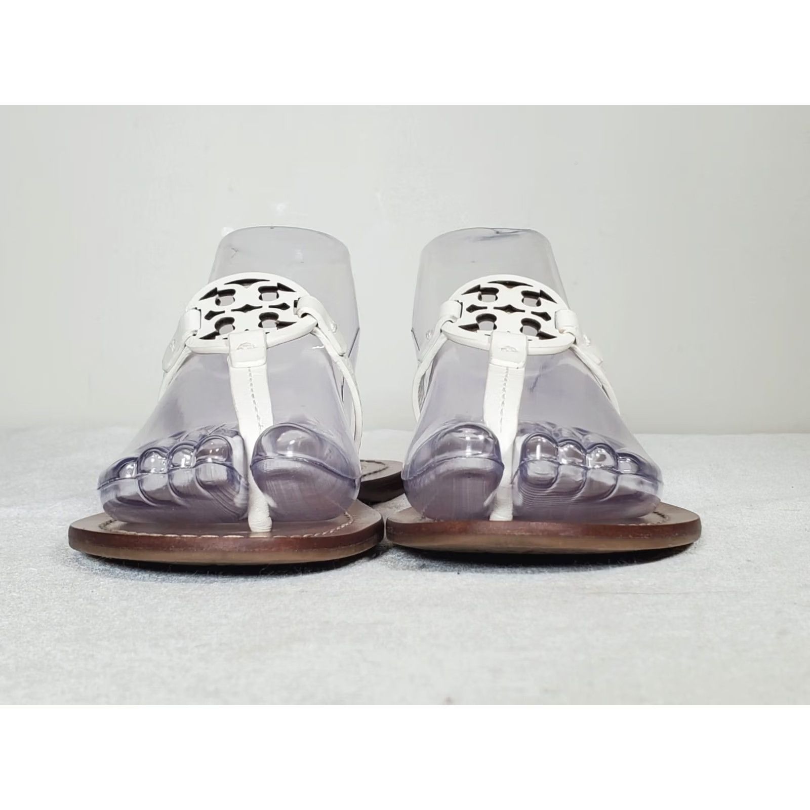 Tory Burch Tory Burch Gabriel Flat Thong Sandals Ivory Vegan Leather 57075 Women US 7.5 Flat Sandal Size US 8 / IT 38 - 6 Thumbnail