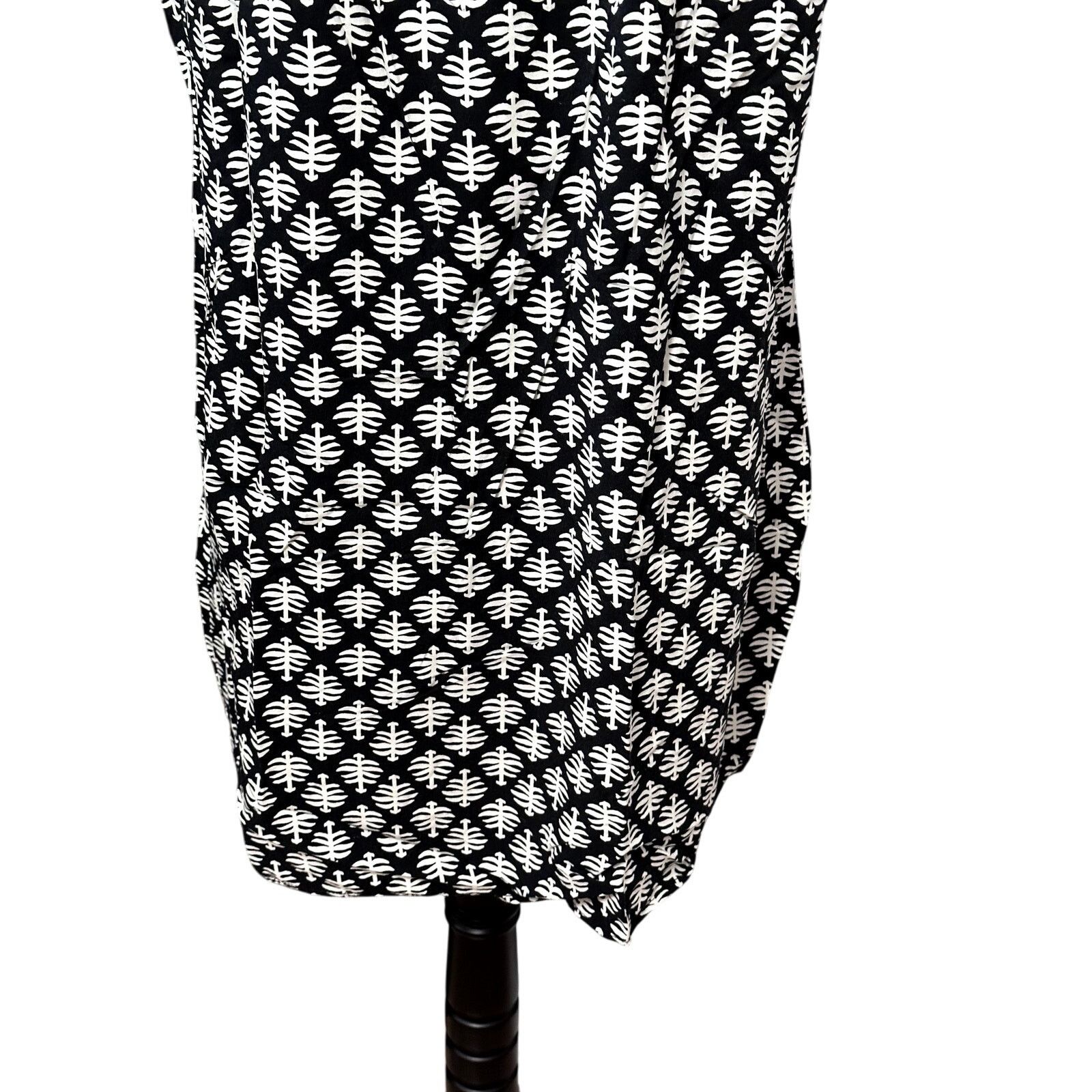 Other Shift Dress Floral Sleeveless Keyhole Neck Black/White W L Size L / US 10 / IT 46 - 6 Thumbnail