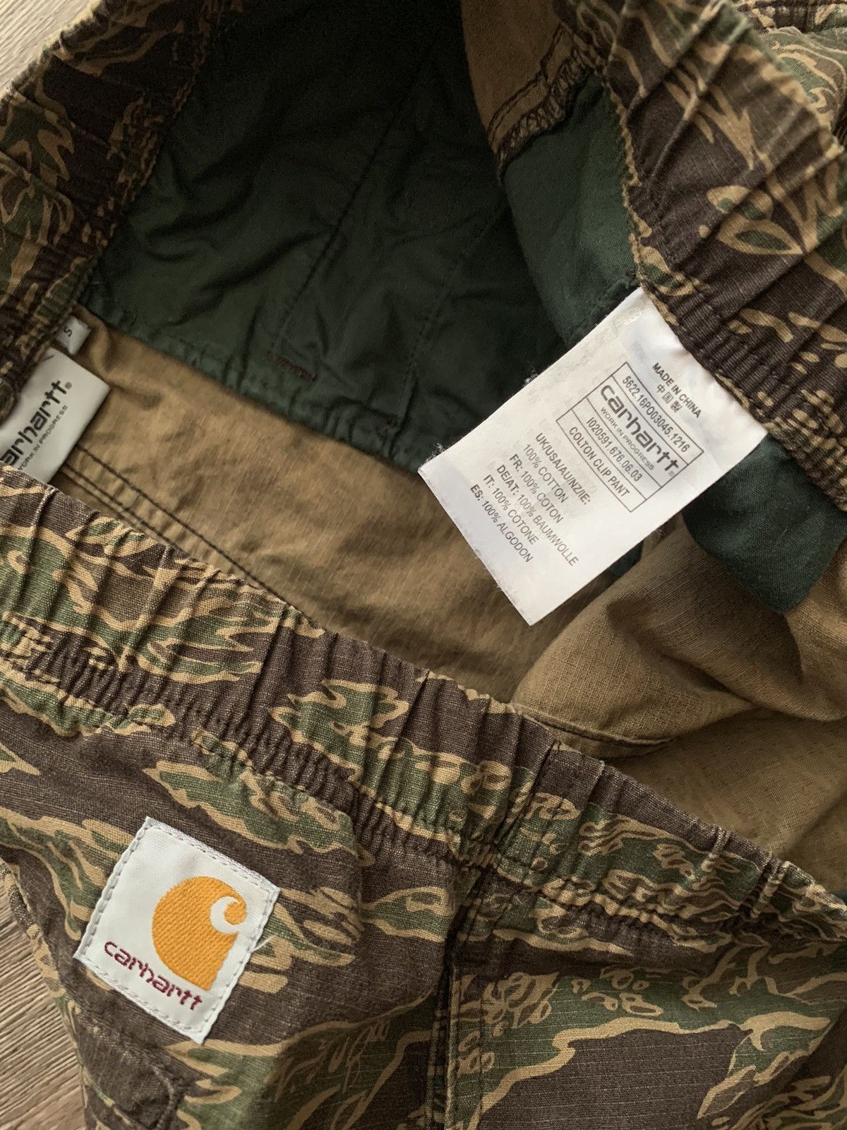 Carhartt × Carhartt Wip × Vintage Carhartt WIP Colton Clip Tiger Camo Pants Size US 31 - 7 Thumbnail