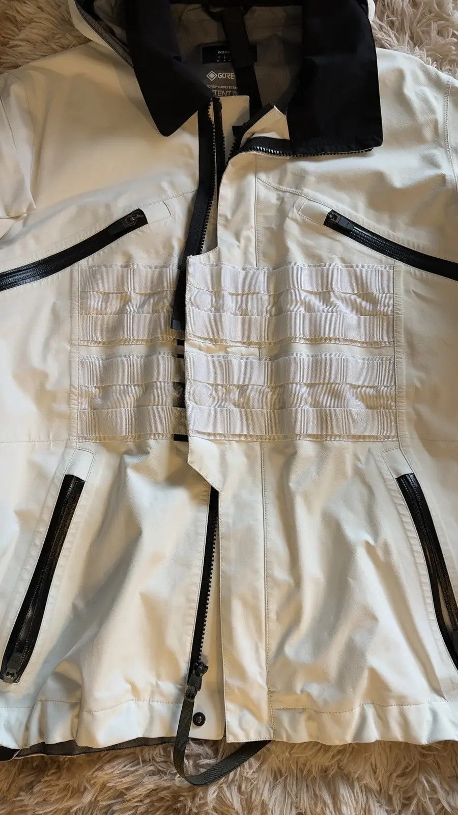 Acronym Acronym J1wts-gt size xs Size US XS / EU 42 / 0 - 5 Thumbnail