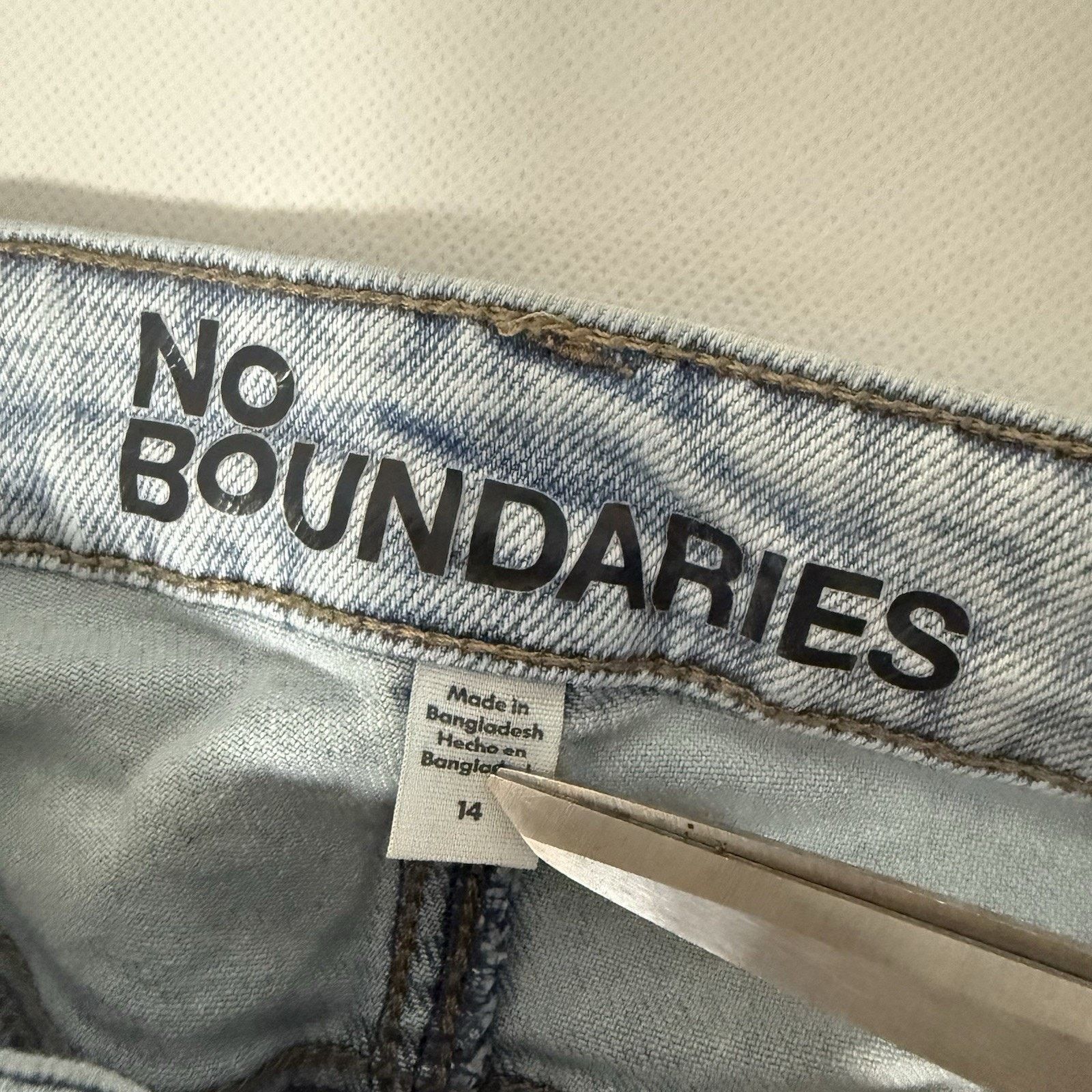 Other No Boundaries Jeans Porkchop Flare Light Wash Y2K Western Size 36" / US 14 / IT 50 - 3 Thumbnail