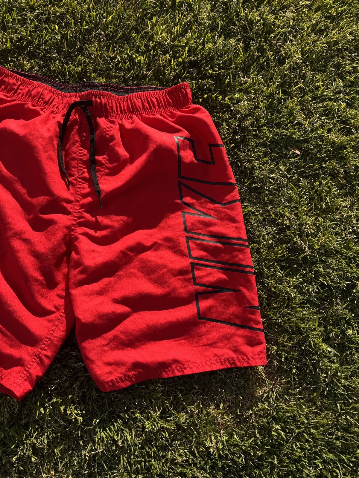 Nike Nike men’s Red Swim Shorts Size US 33 - 3 Thumbnail