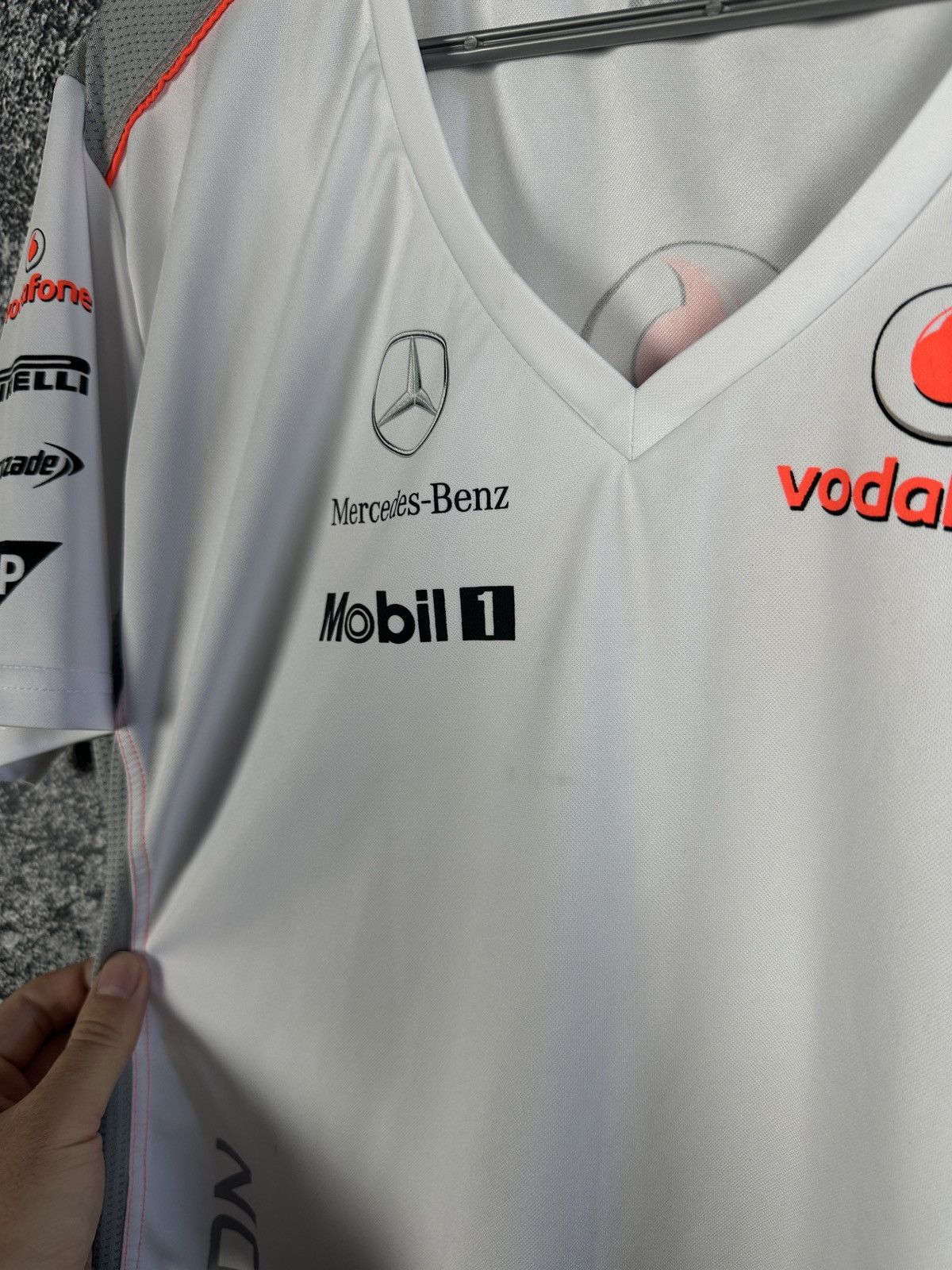 Formula 1 Vodafone Mclaren Mercedes Benz Racing F1 Tee Button Size XL Size XL / US 12-14 / IT 48-50 - 14 Thumbnail