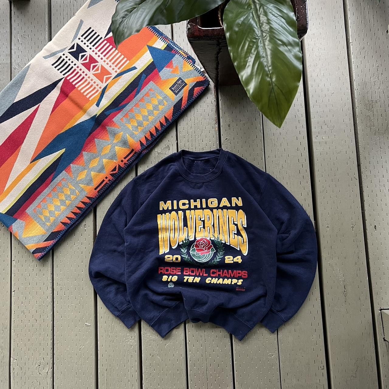 Vintage Vintage University of Michigan WolverinesRoseBowl Sweatshirt Size US M / EU 48-50 / 2 - 3 Thumbnail