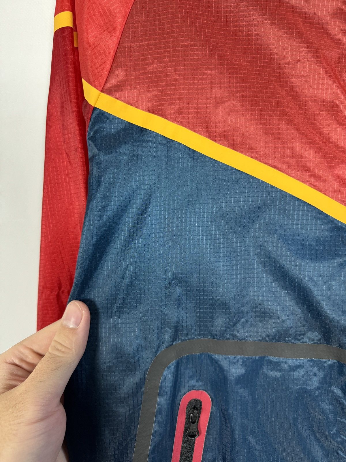 Nike Nike Tech Hyperfuse Light Nylon Jacket Windbreaker Size S Size US S / EU 44-46 / 1 - 18 Thumbnail