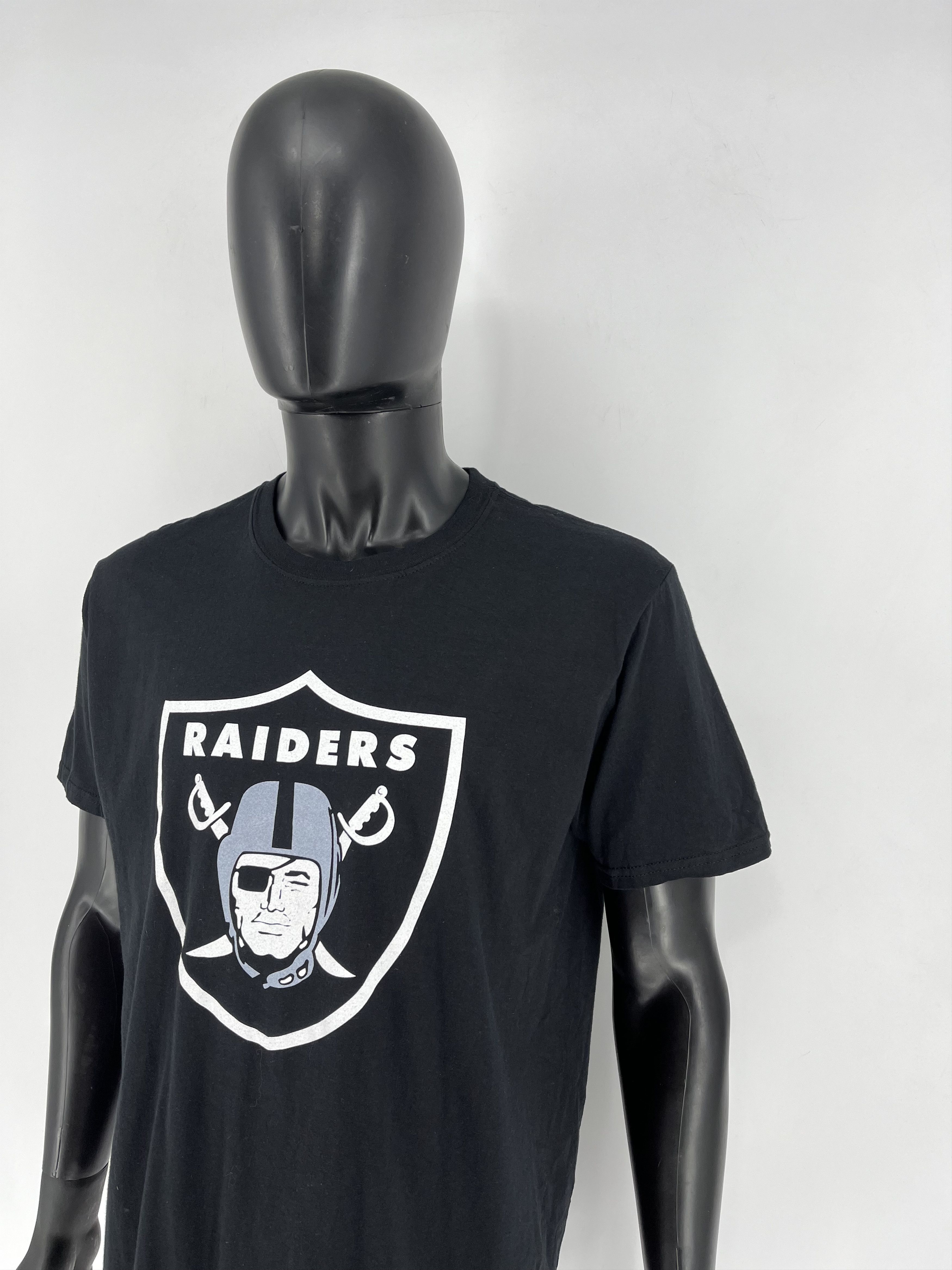 Other Vintage NHL Oakland Raiders Tshirt Streetwear Style Size US L / EU 52-54 / 3 - 4 Thumbnail