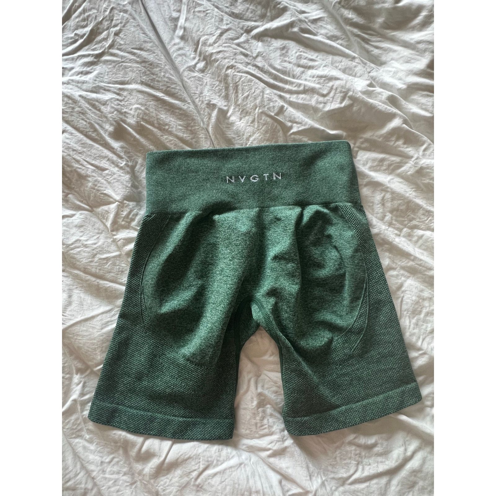 (+)PEOPLE NVGTN Workout Shorts Size 25" / US 0 / IT 36 - 5 Thumbnail