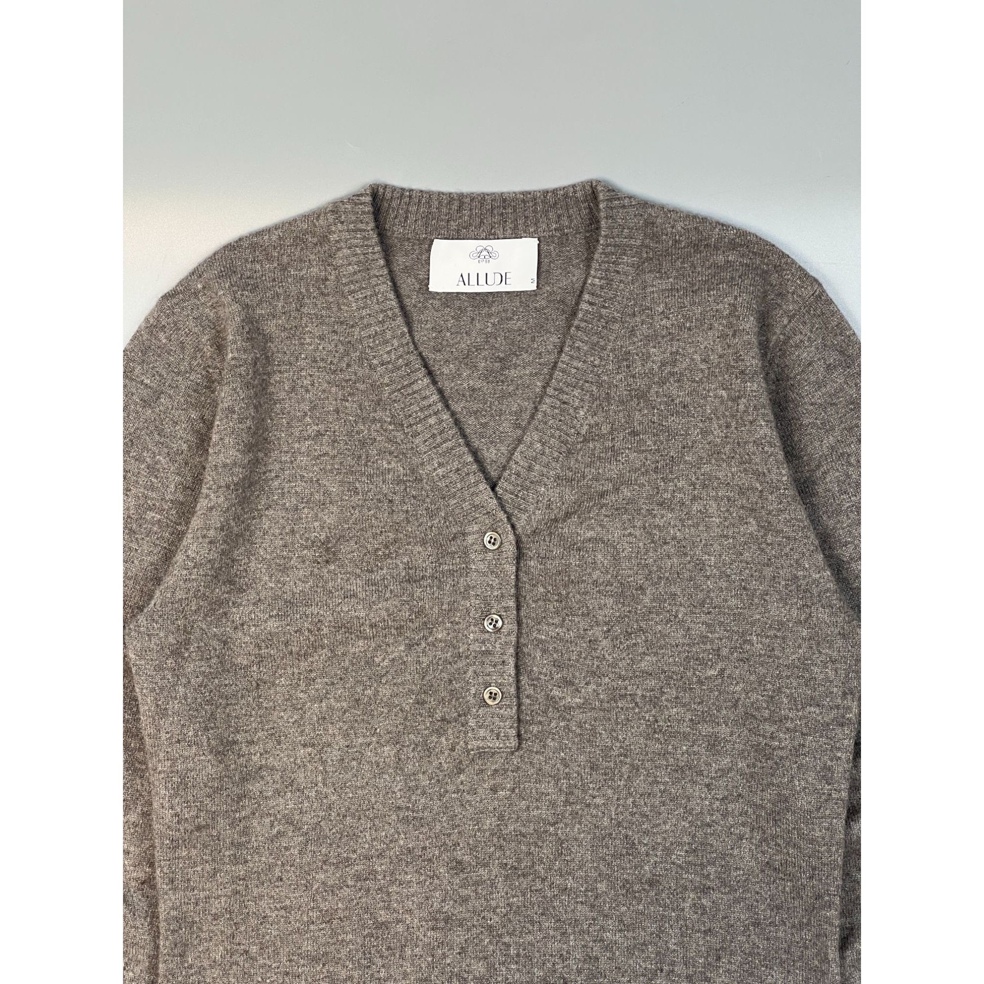 Allude Allude V-Neck Cashmere Tunic (Y0699) Size M / US 6-8 / IT 42-44 - 3 Thumbnail