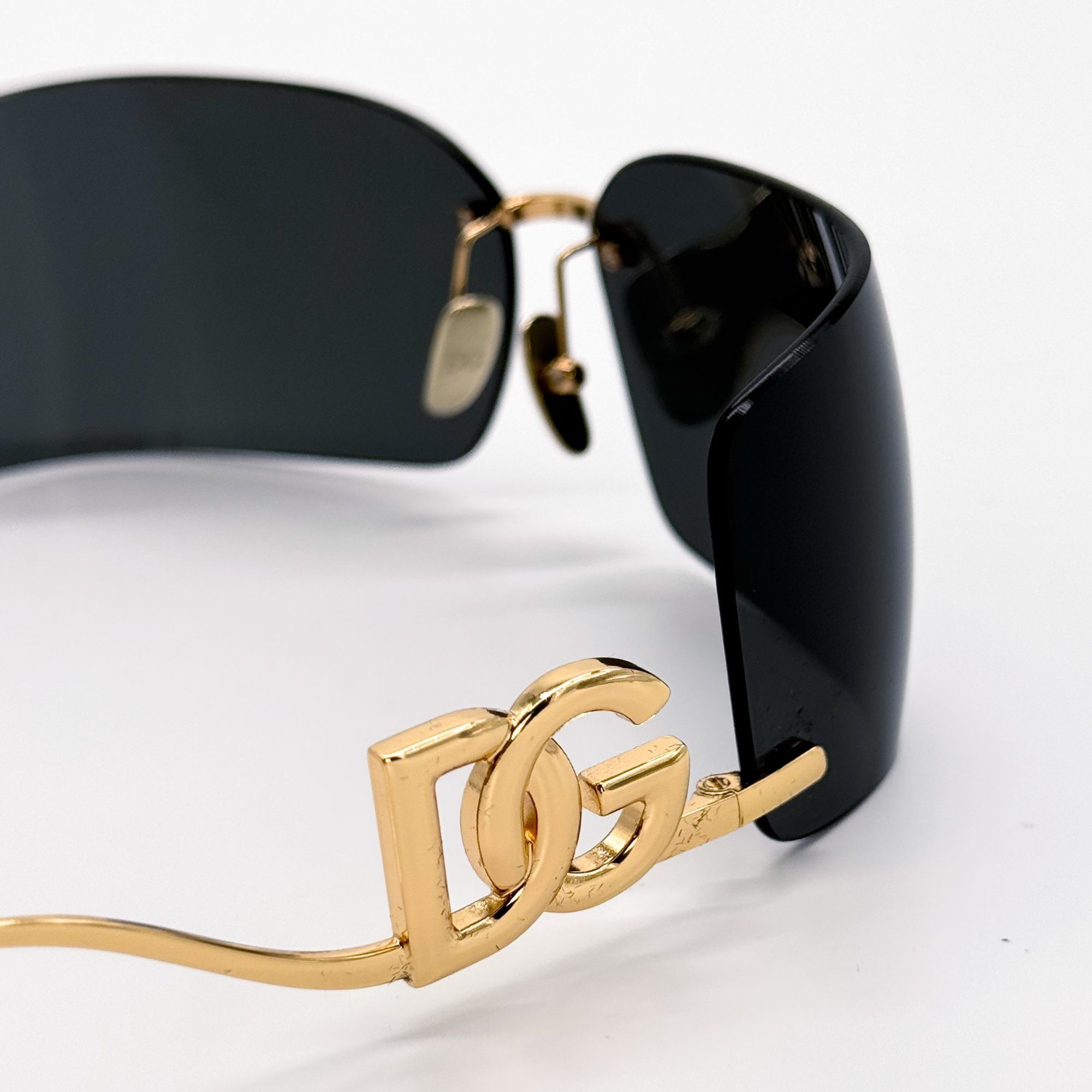 Dolce & Gabbana NEW DG2319 02/87 DOLCE&GABBANA GOLD SHIELD SUNGLASSES DG2319 Size ONE SIZE - 7 Thumbnail