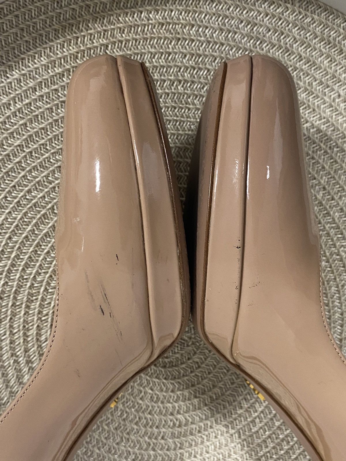 Prada Prada Beige Patent Leather Heels Size: 37.5 Size US 7.5 / IT 37.5 - 6 Thumbnail