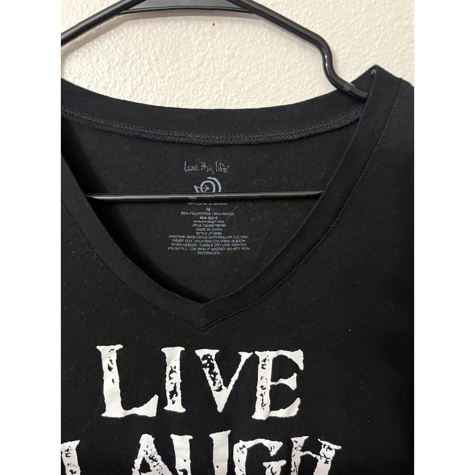 Alife Love This Life Black Graphic Tee Shirt Size Medium Women V-Neck Short Sleeve Pullover Casual Basic LIFE T-Shirt Jersey Polyester Blend 90s? (no) Size M / US 6-8 / IT 42-44 - 3 Thumbnail