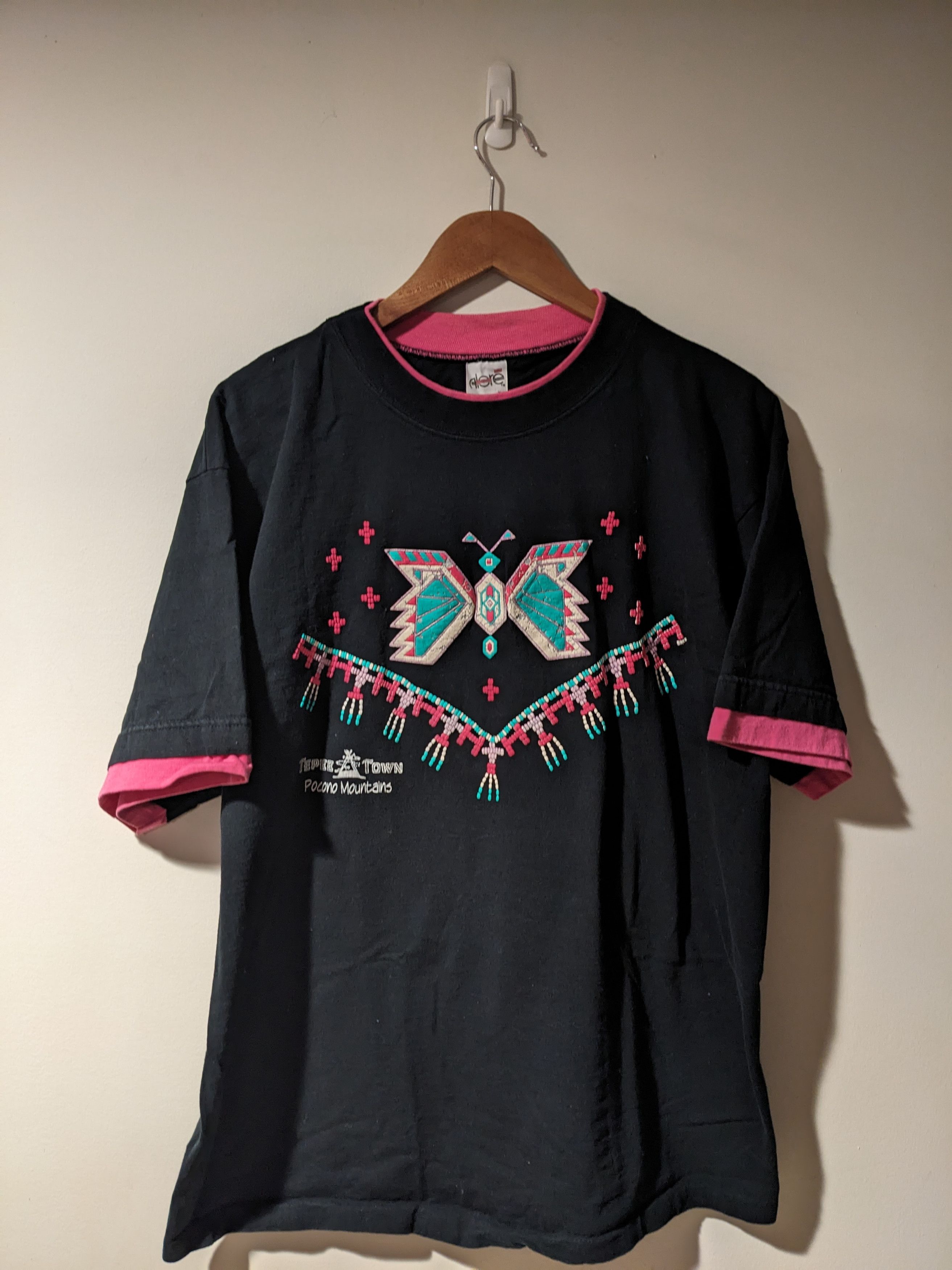 Vintage Vintage 90s TePee Tower Pocono Mountain Tribal T-Shirt Size US XL / EU 56 / 4 - 1 Thumbnail
