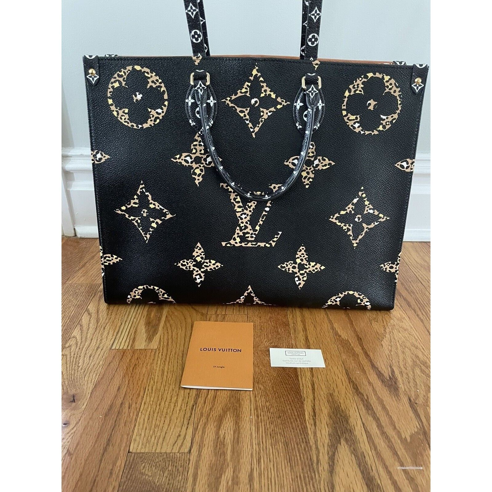 Louis Vuitton OnTheGo Fabric Interior Jungle Monogram Giant Tote GM Size ONE SIZE - 3 Thumbnail