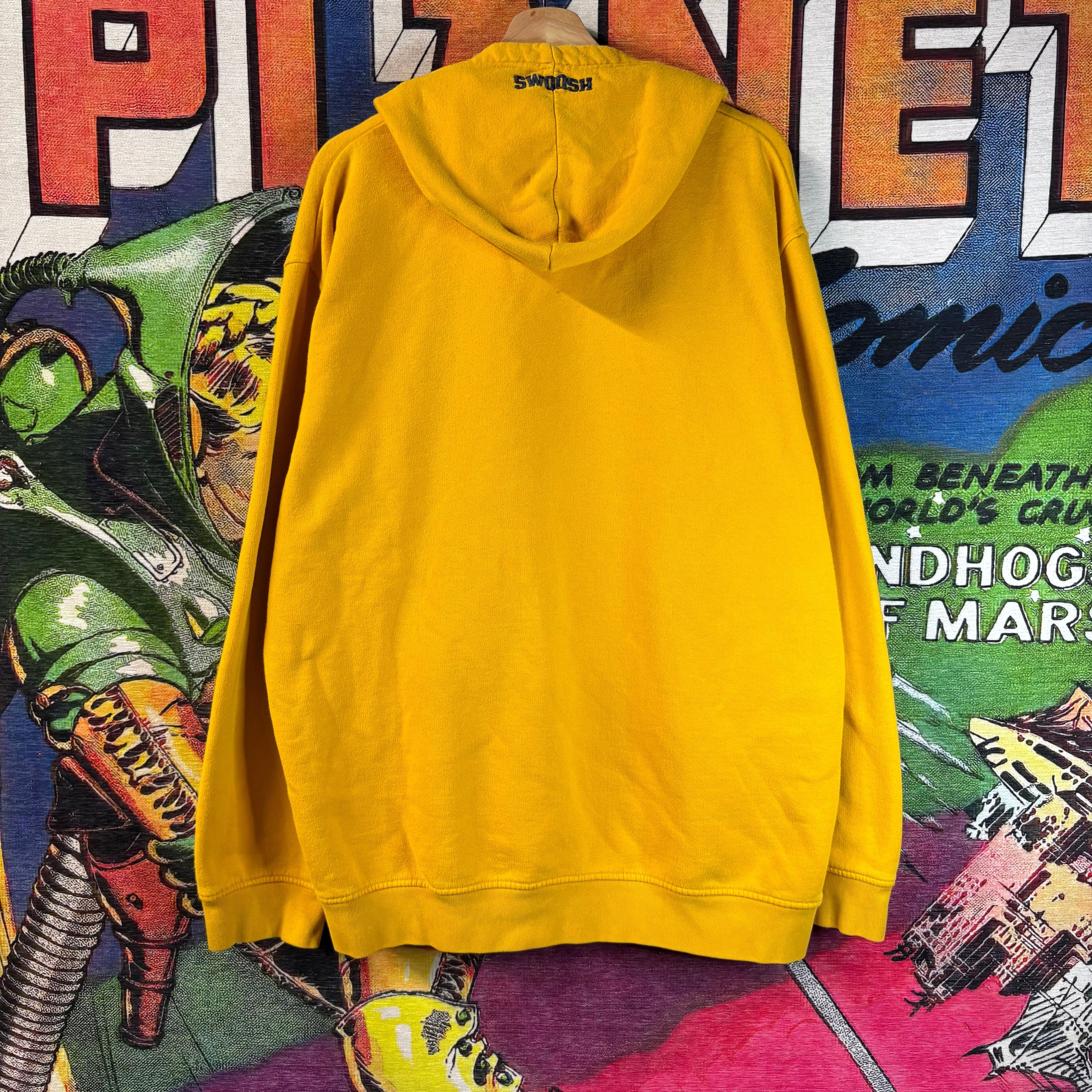Nike Y2K Nike Yellow Spellout Logo Hoodie Size XL Size US XL / EU 56 / 4 - 2 Thumbnail