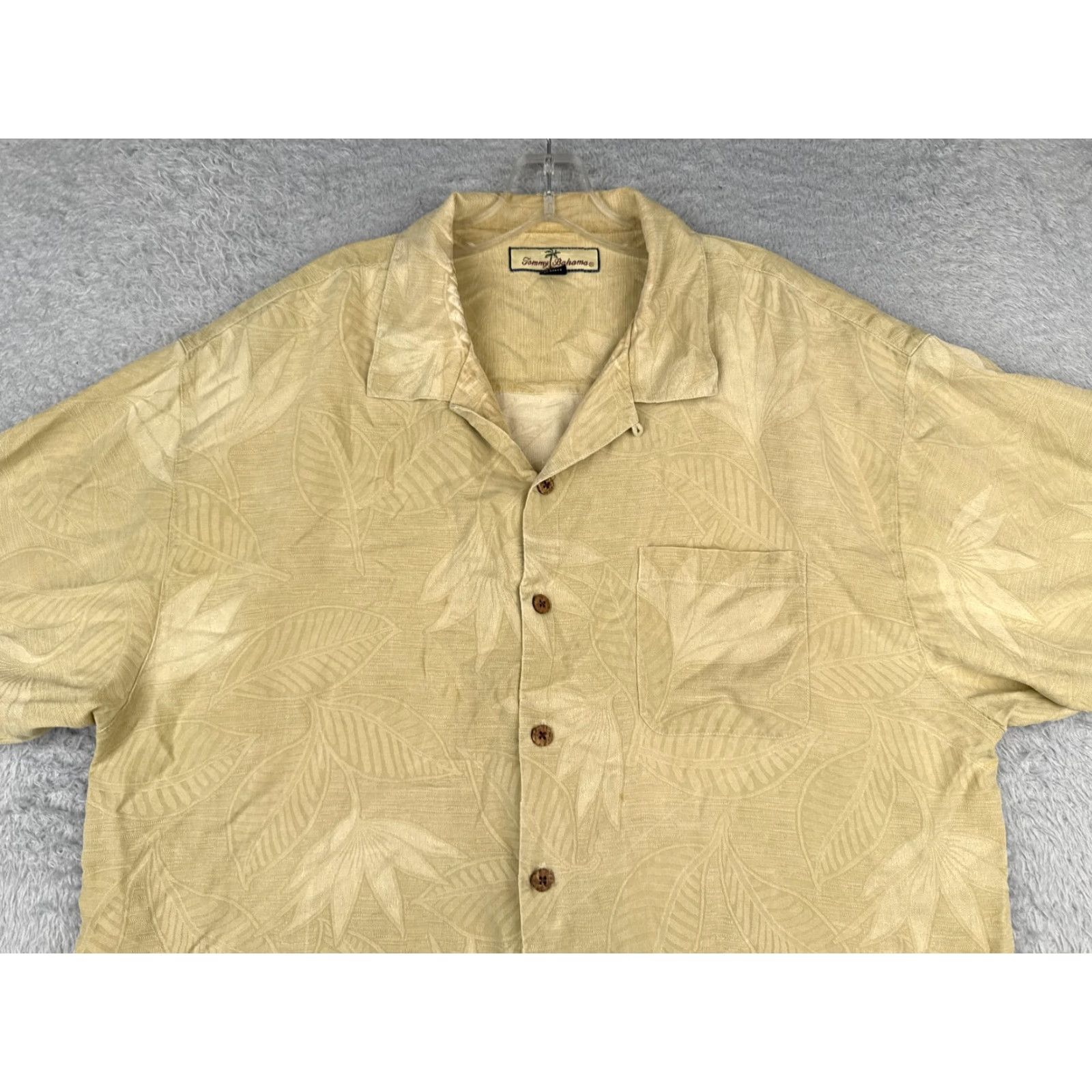 Tommy Bahama Tommy Bahama Hawaiian Shirt Mens XL Beige Silk Floral Button Up Aloha Resort Size US XL / EU 56 / 4 - 4 Thumbnail