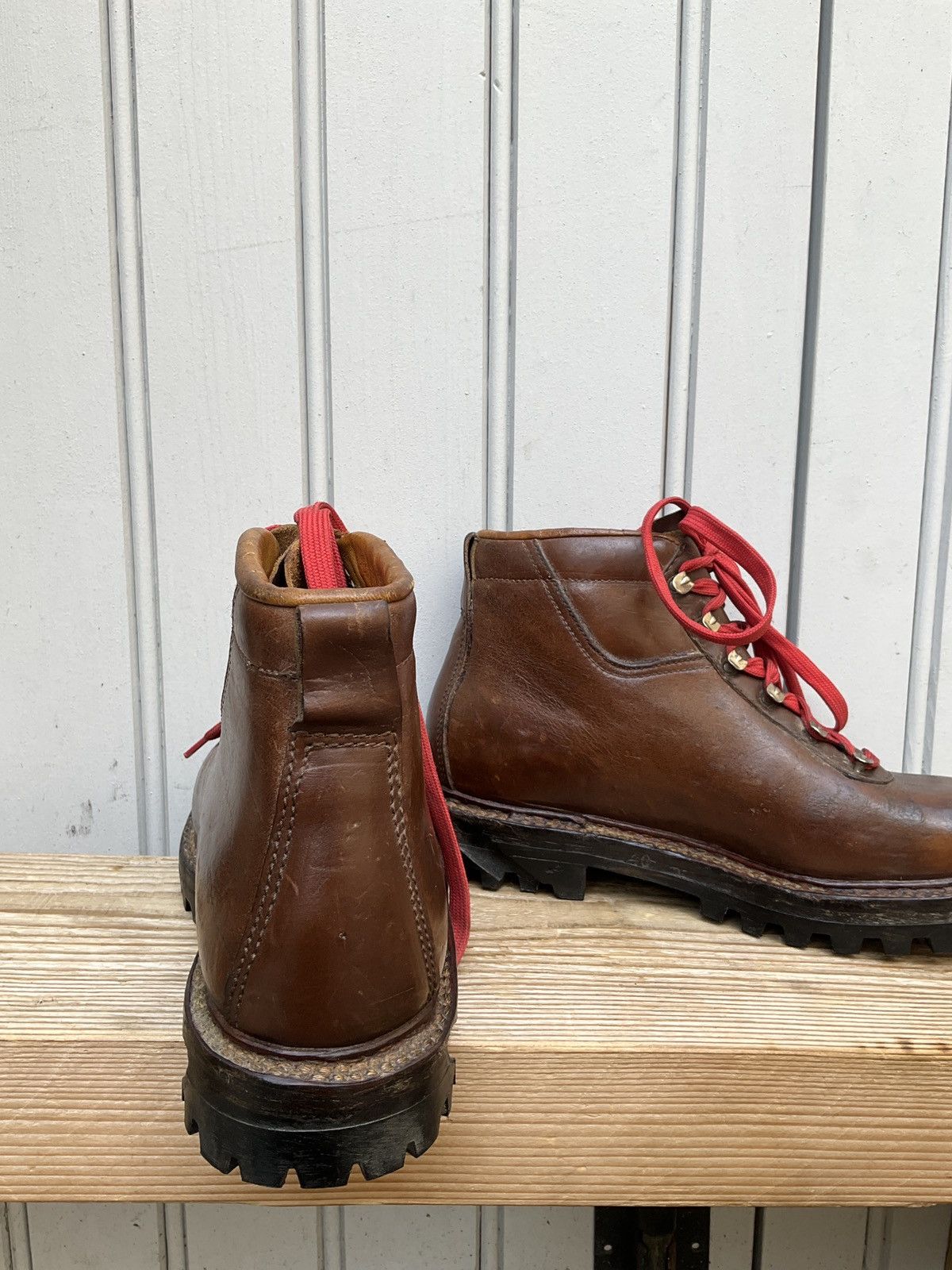 Vintage Vintage 50's brown leather hiking boots with red laces Size US 9 / IT 39 - 8 Thumbnail