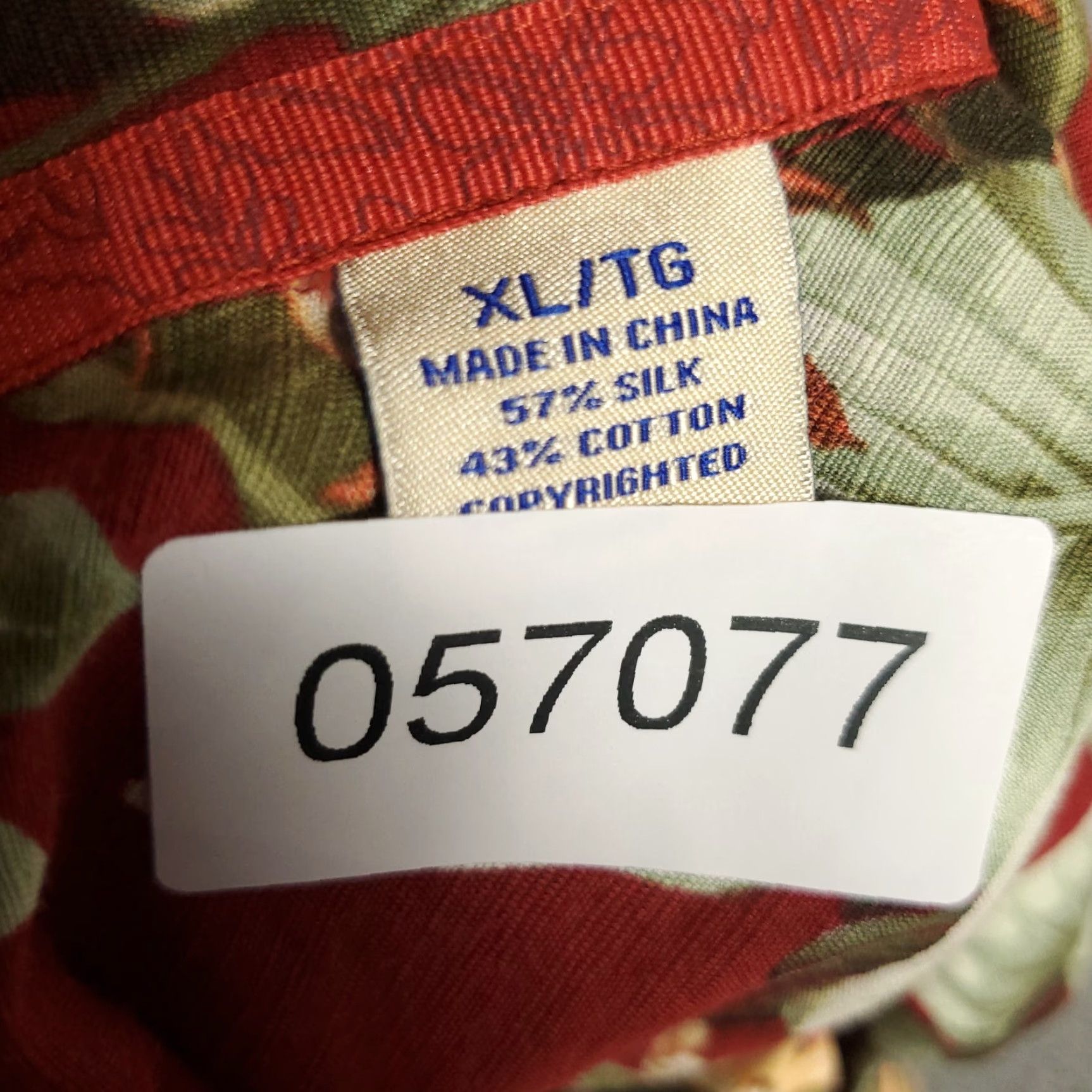 Tommy Bahama Tommy Bahama Shirt Mens Large Red Floral Hawaiian Button-Up Short Sleeve Silk Cotton Casual Elegant Modern Mens L Red Floral Hawaiian Button-Up Size US L / EU 52-54 / 3 - 8 Thumbnail
