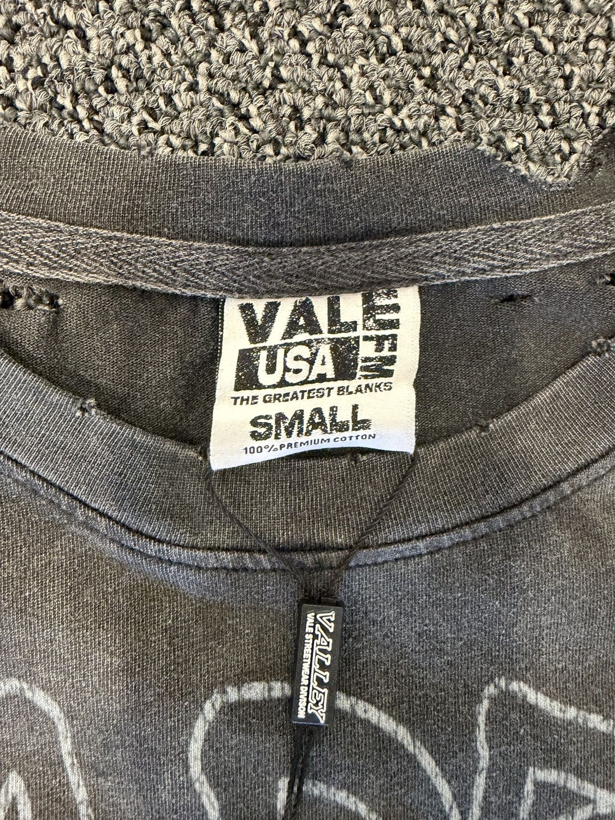 Vale Vale "Whitney" Tee Size US S / EU 44-46 / 1 - 2 Thumbnail