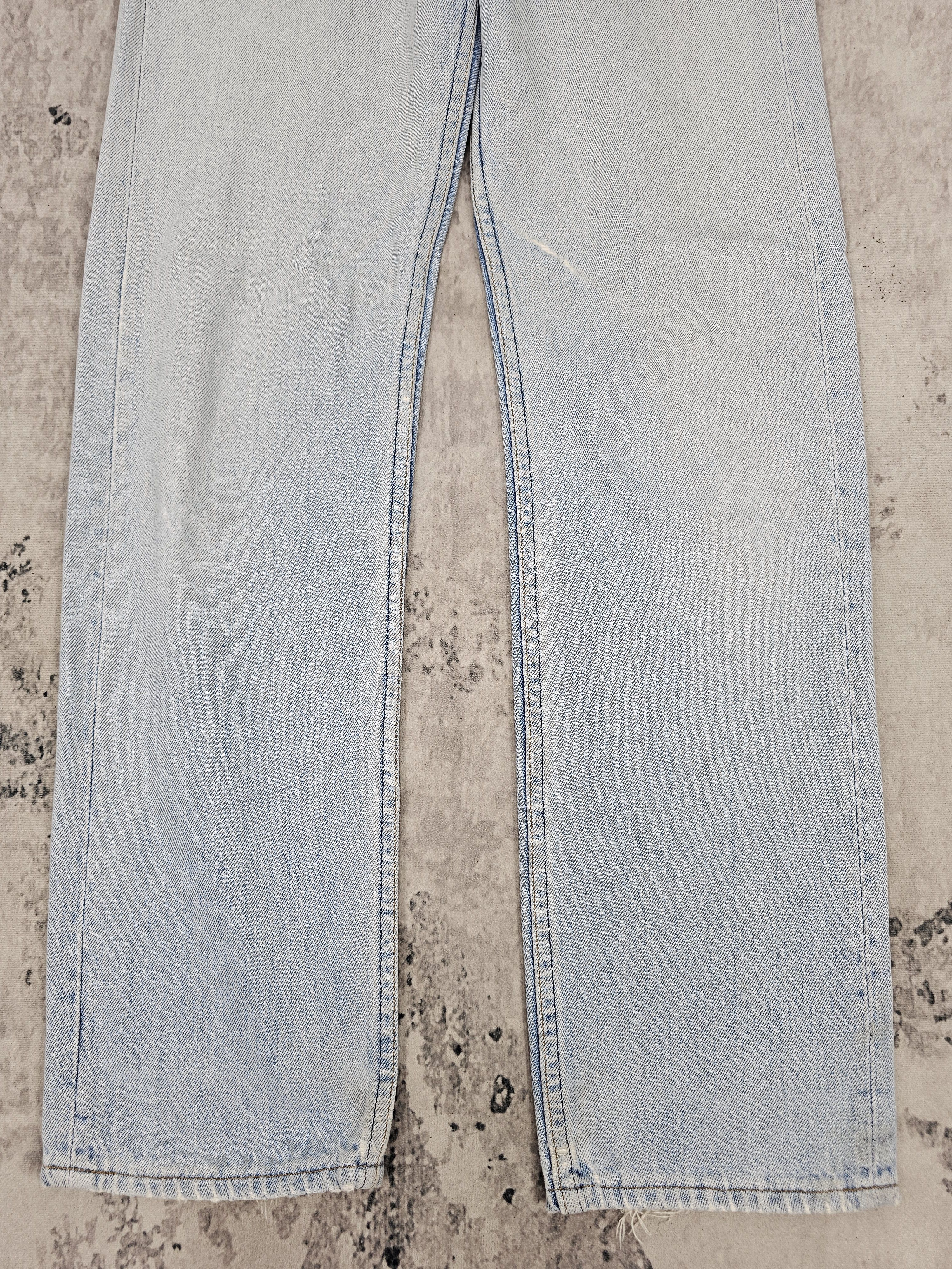 Levi's Vintage Clothing Vtg 90'S LEVIS 501 Light Blue Ripped Jeans Made In USA L0505 Size US 27 - 3 Thumbnail