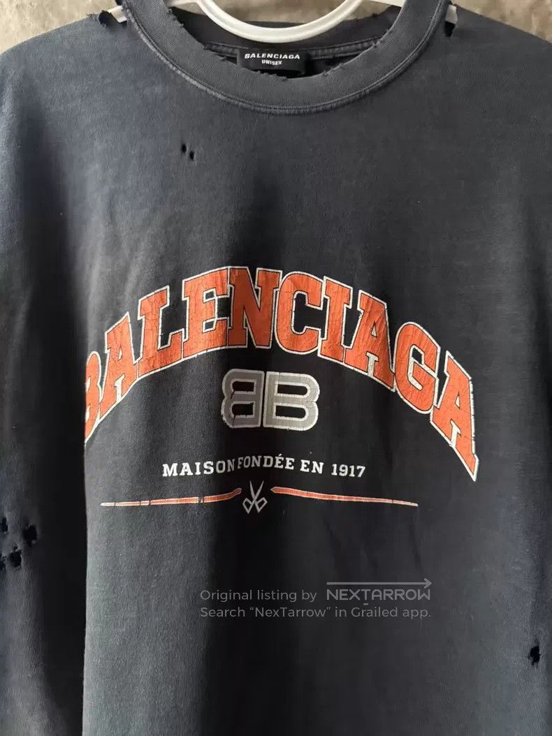 Balenciaga Balenciaga Double B Cracked Washed Short Sleeve Size US L / EU 52-54 / 3 - 5 Thumbnail
