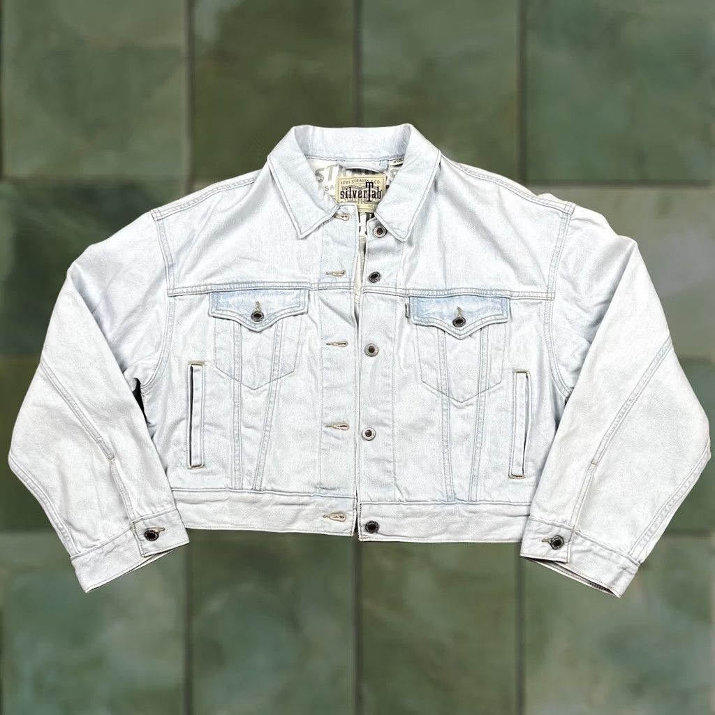 Denime VINTAGE Levis SilverTab Jean Jacket Womens Large Denim Cropped Light Blue Jacket, Casual, Modern, Stylish, 90s Inspired, Fall Winter Women’s Size 36" / US 14 / IT 50 - 1 Thumbnail