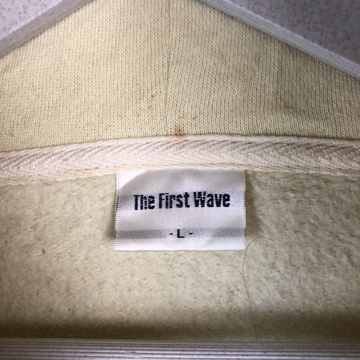 Japanese Brand The First Wave Crem Hoodie sweater #A2038 Size US L / EU 52-54 / 3 - 10 Thumbnail