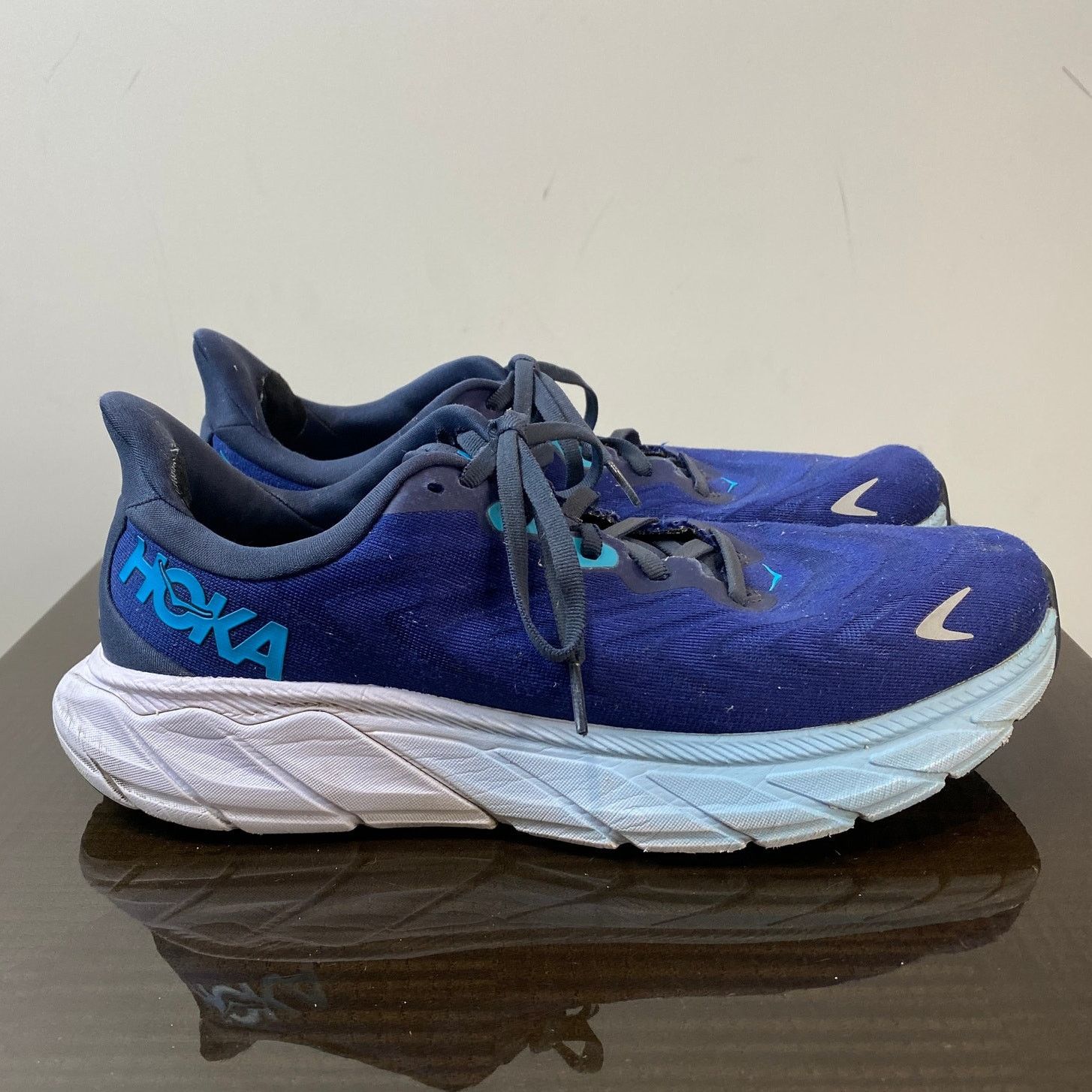 Hoka Hoka One One Arahi 6 Running Walking Sneakers Shoes 9.5D Size US 9.5 / EU 42-43 - 3 Thumbnail