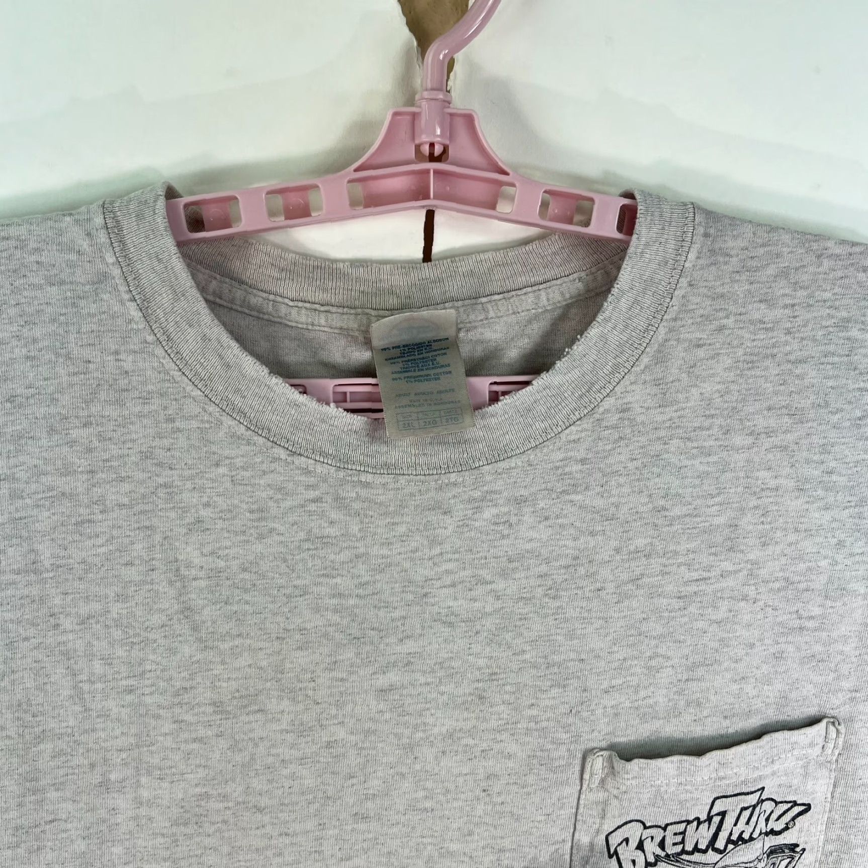Vintage BREW Thru Drive Thru Liquor Stores T Shirt Mens Size 2XL Gray Pocket Distressed Size US XXL / EU 58 / 5 - 4 Thumbnail