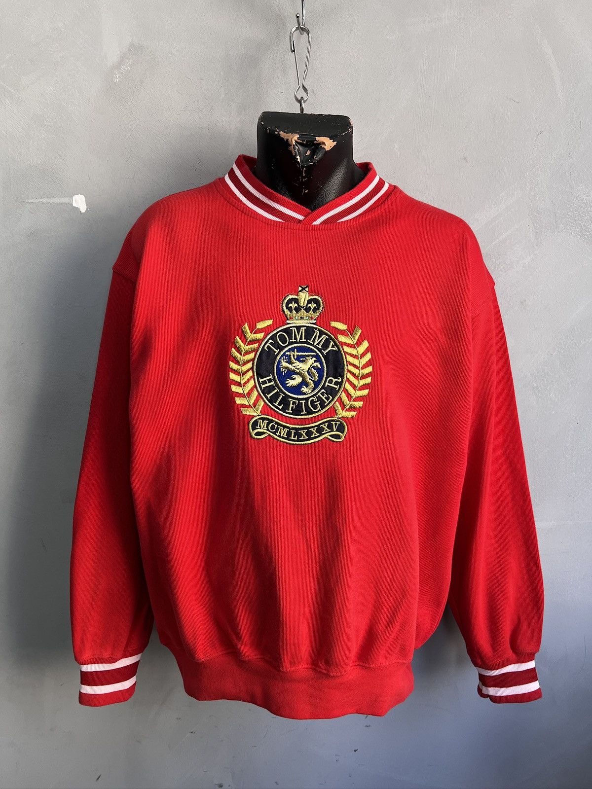 Tommy Hilfiger Tommy Hilfiger big logo streetwear sweatshirt Size US L / EU 52-54 / 3 - 1 Thumbnail