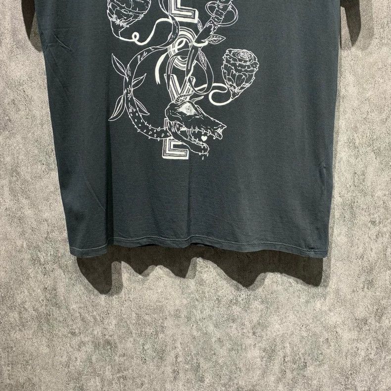 Saint Laurent Paris Saint Laurent Black printed short sleeves 2504-Nextarrow Size US M / EU 48-50 / 2 - 7 Thumbnail
