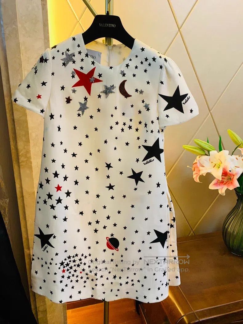 Valentino Valentino Heavy work dress Size S / US 4 / IT 40 - 1 Thumbnail