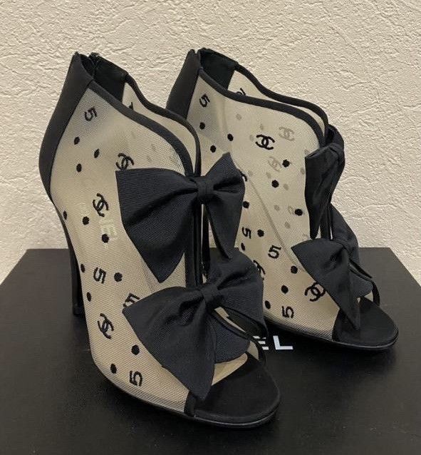Chanel Chanel Vintage Sandals Size US 6 / IT 36 - 1 Thumbnail